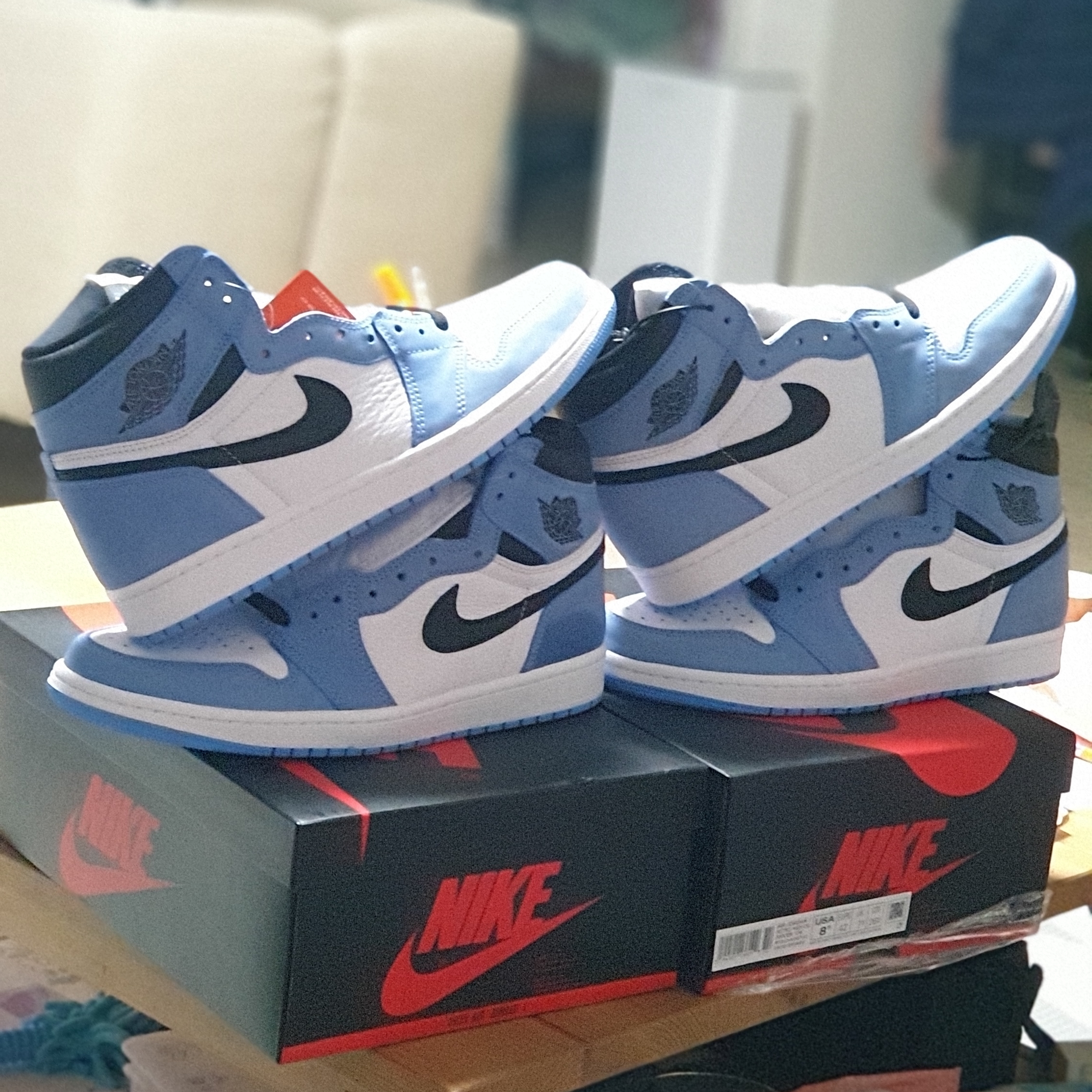 Jordan 1 Retro High OG University Blue 착용 스타일