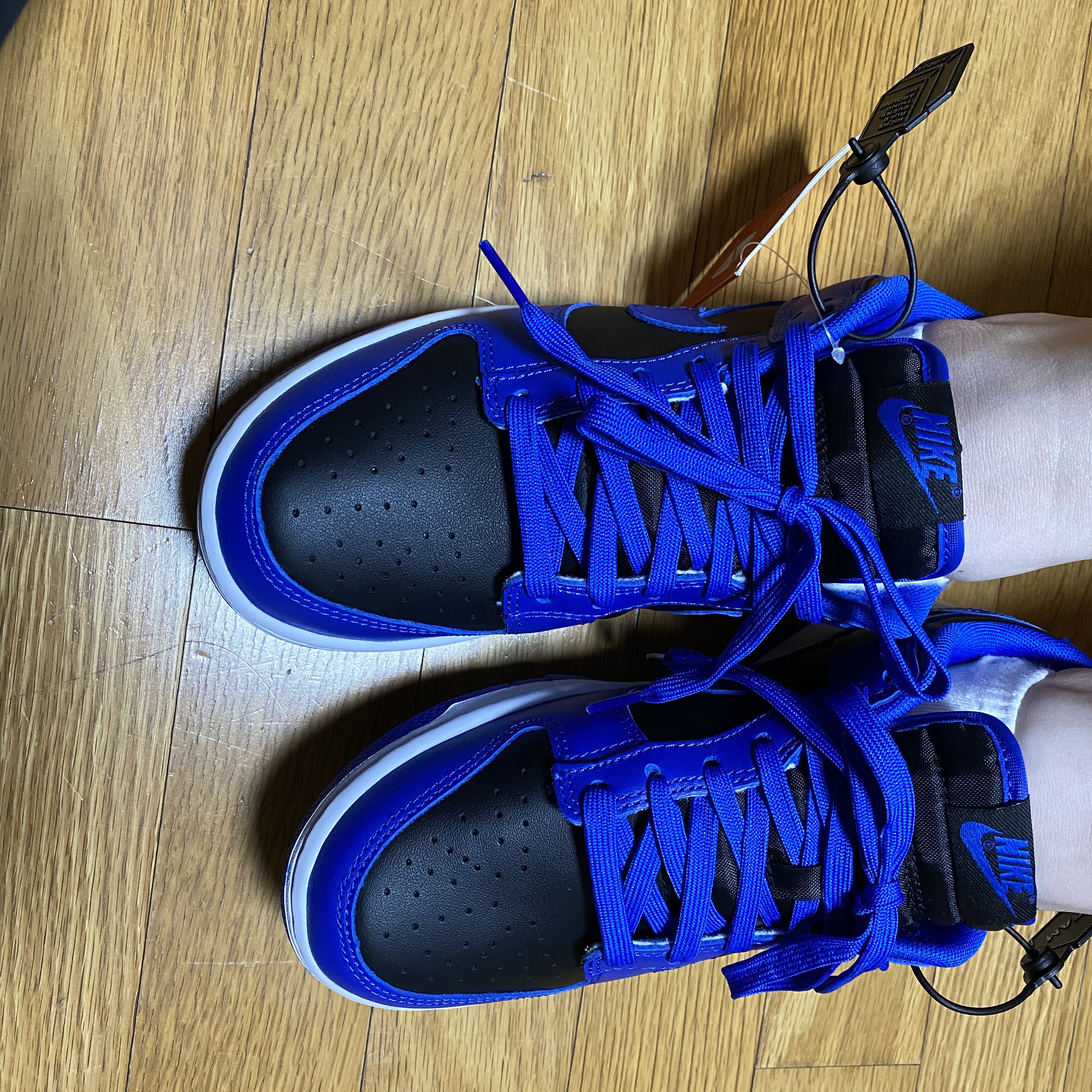 Nike Dunk Low Retro Hyper Cobalt 착용 스타일