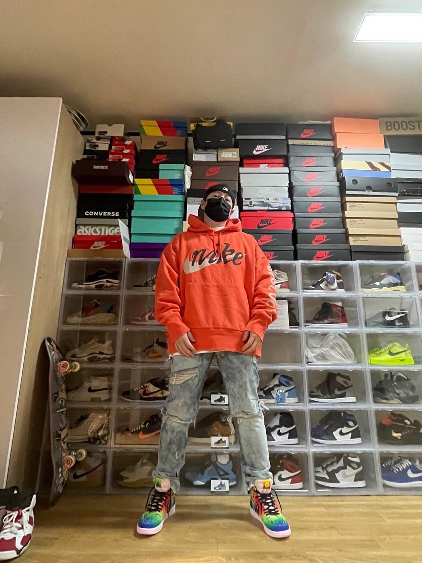 Jordan 1 x J Balvin Retro High OG, Nike x Cactus Plant Flea Market Shoebox Heavyweight Hooded Pullover Orange - US/EU 착용 스타일 - 1