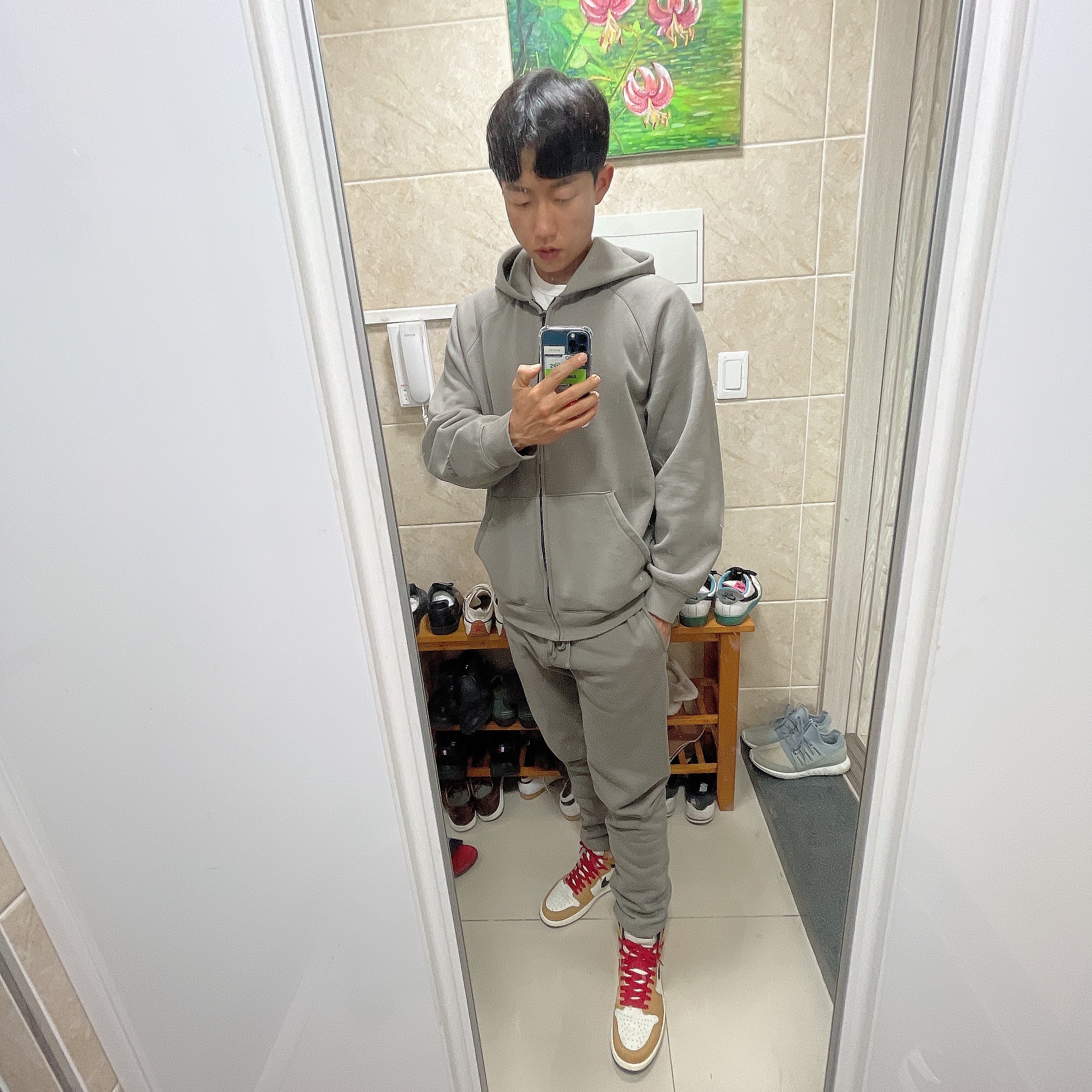Jordan 1 Retro High Rookie of the Year, Essentials Sweatpants Gray Flannel/Charcoal - 20SS 착용 스타일