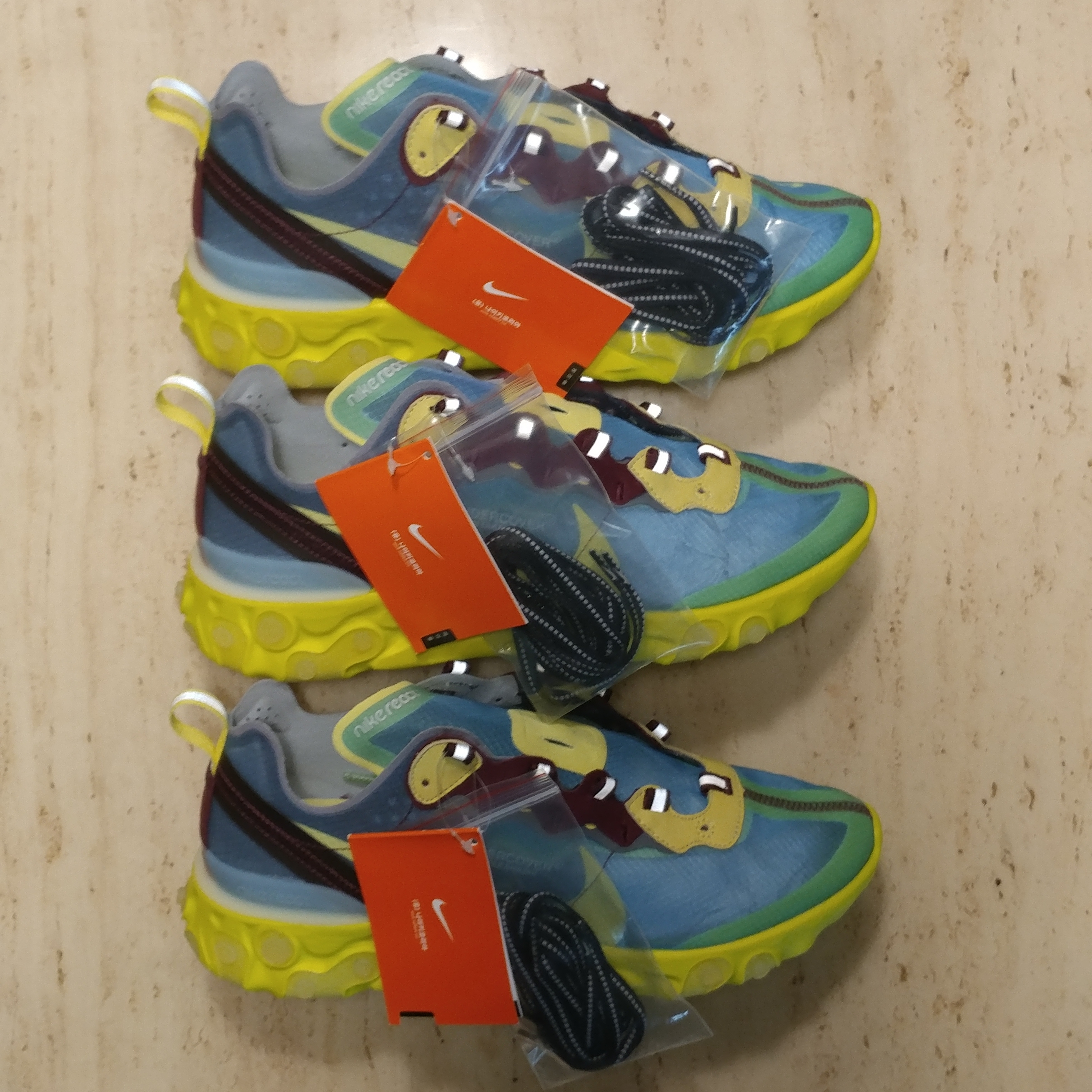 Nike x Undercover React Element 87 Lakeside 착용 스타일