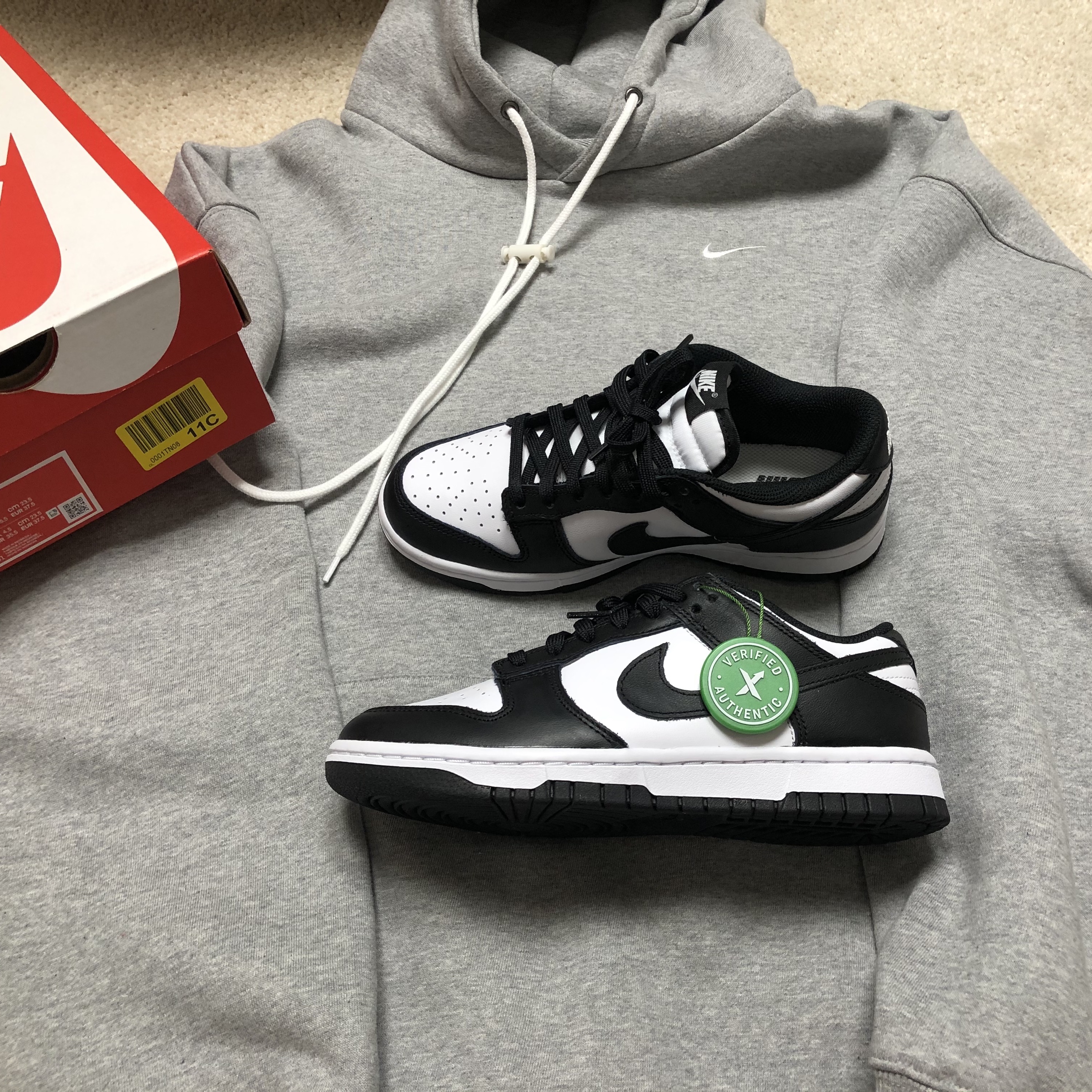 (W) Nike Dunk Low Black 착용 스타일