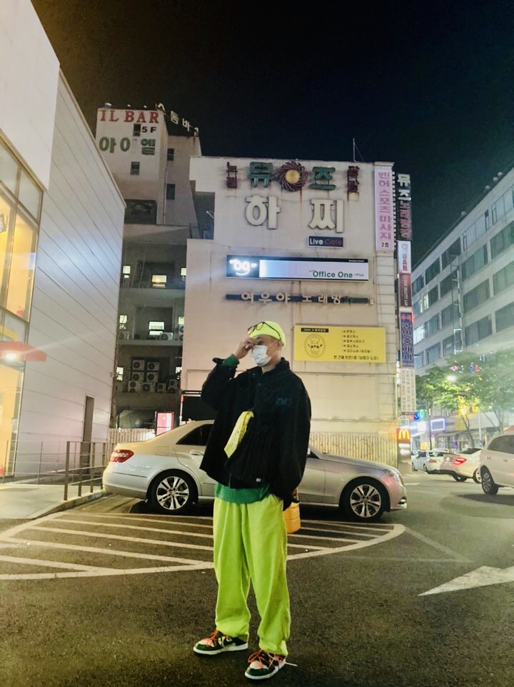Nike x Off-White Dunk Low Pine Green 착용 스타일 - 3