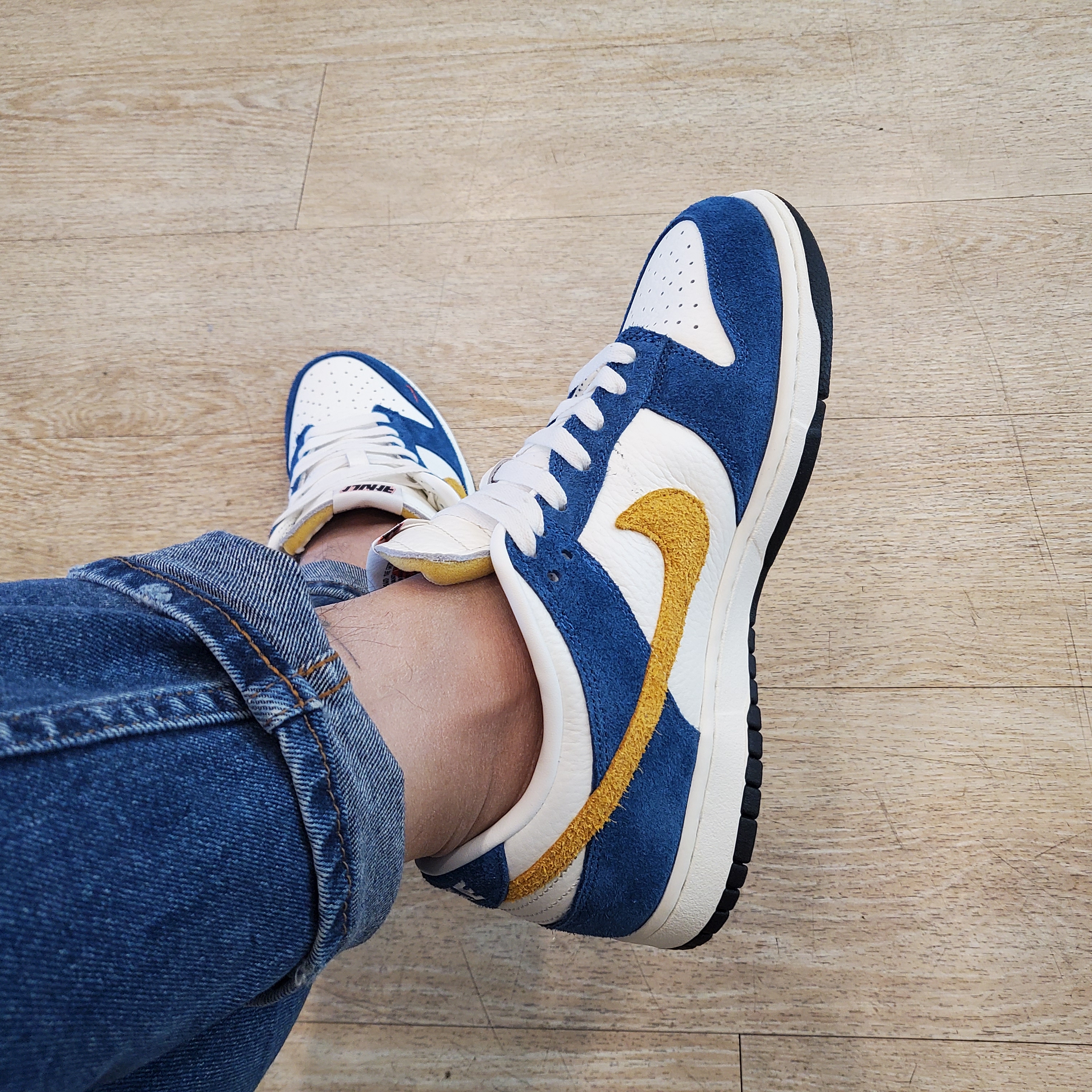 Jordan 5 x Off-White Retro SP Black Muslin, Nike x Kasina Dunk Low 80's Bus 착용 스타일 - 2