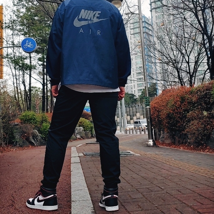 Jordan 1 Retro High OG Bloodline 착용 스타일