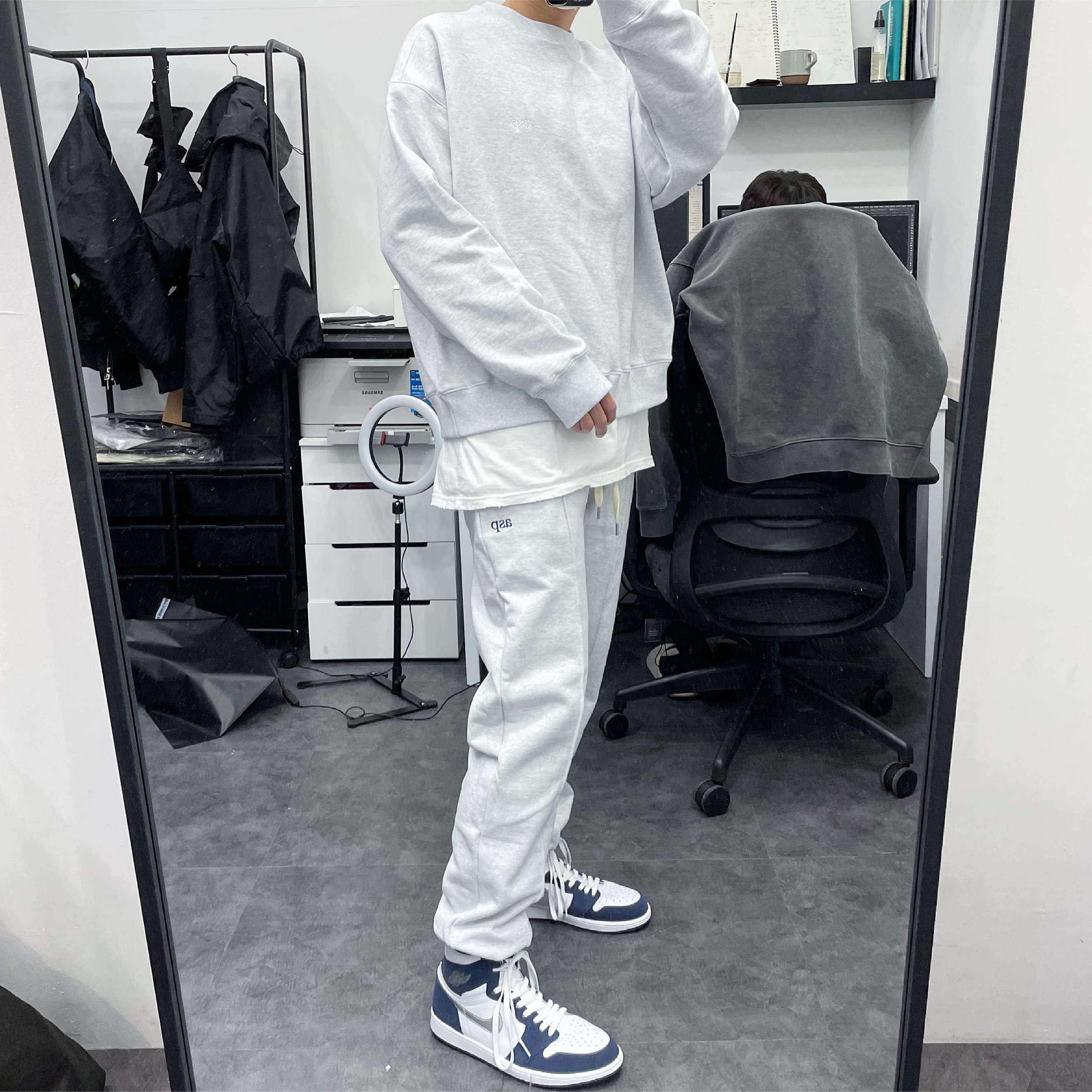 Jordan 1 Retro High OG CO.JP Midnight Navy 착용 스타일