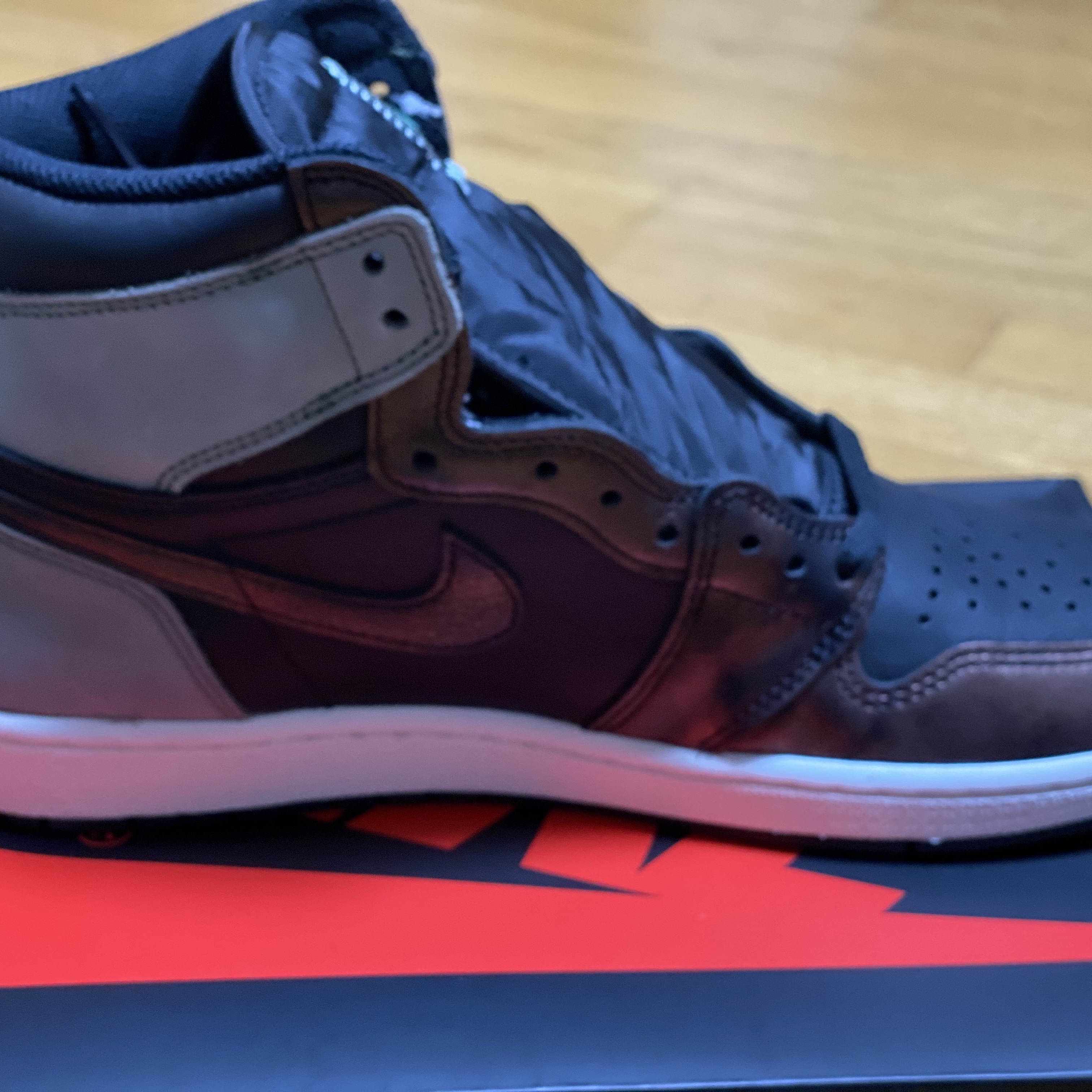 Jordan 1 Retro High OG Rust Shadow 착용 스타일 - 2