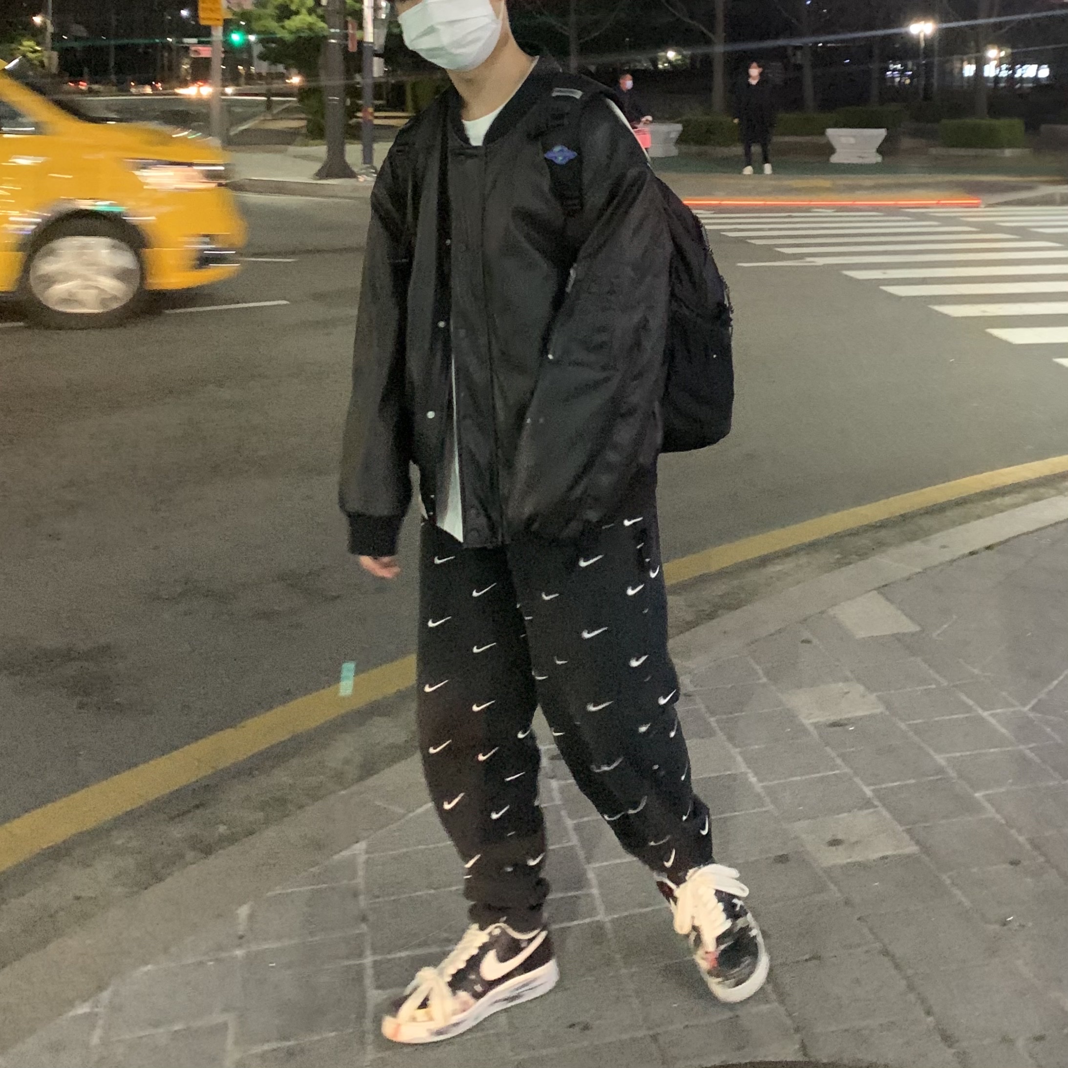 Nike x Peaceminusone Air Force 1 Low Para-Noise 착용 스타일