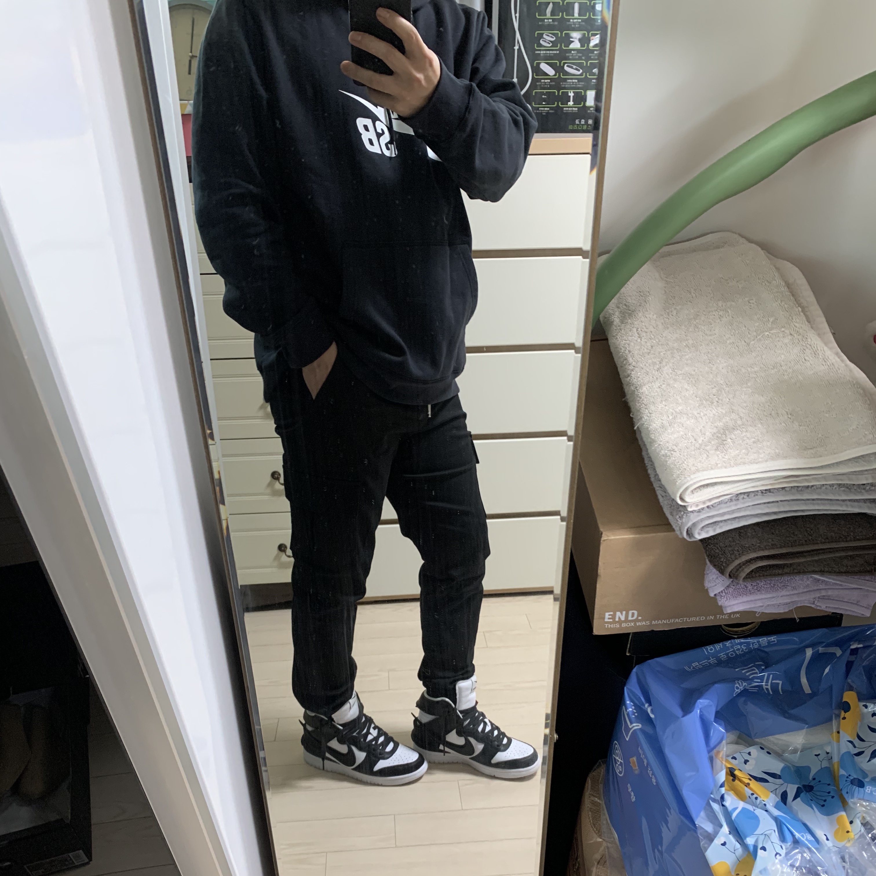 Nike x Ambush Dunk High Black 착용 스타일 - 2