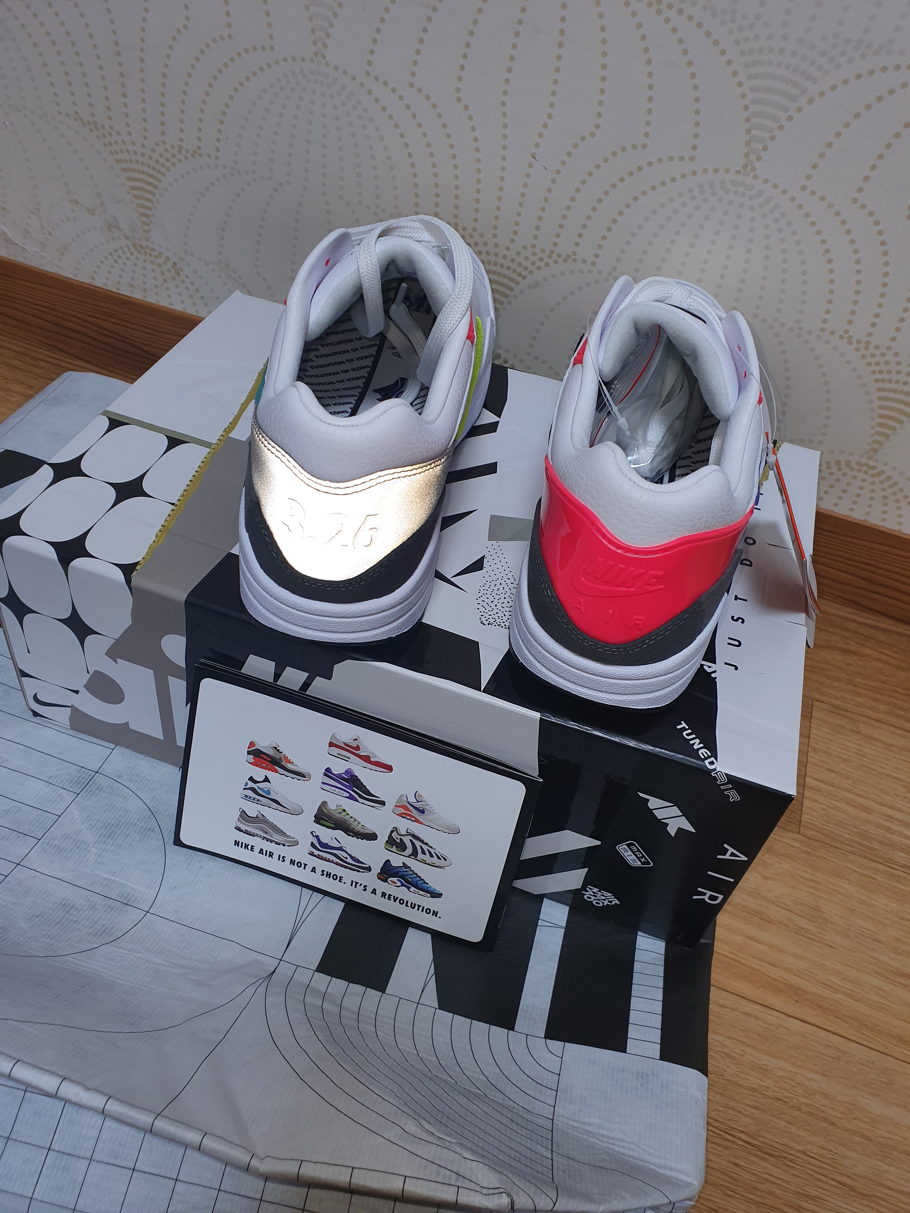 Nike Air Max 1 EOI 착용 스타일 - 3