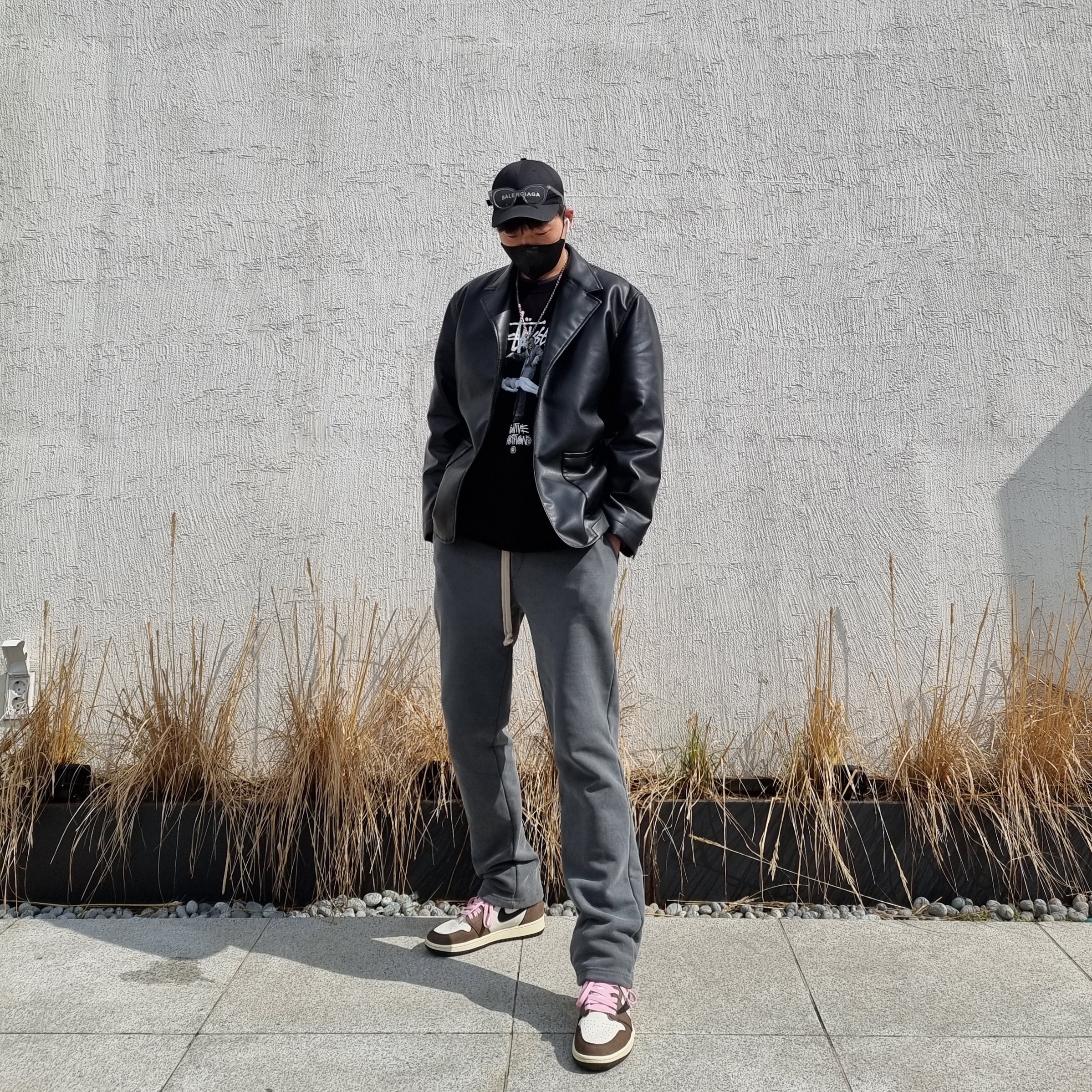 Jordan 1 x Travis Scott Retro High OG SP Mocha 착용 스타일
