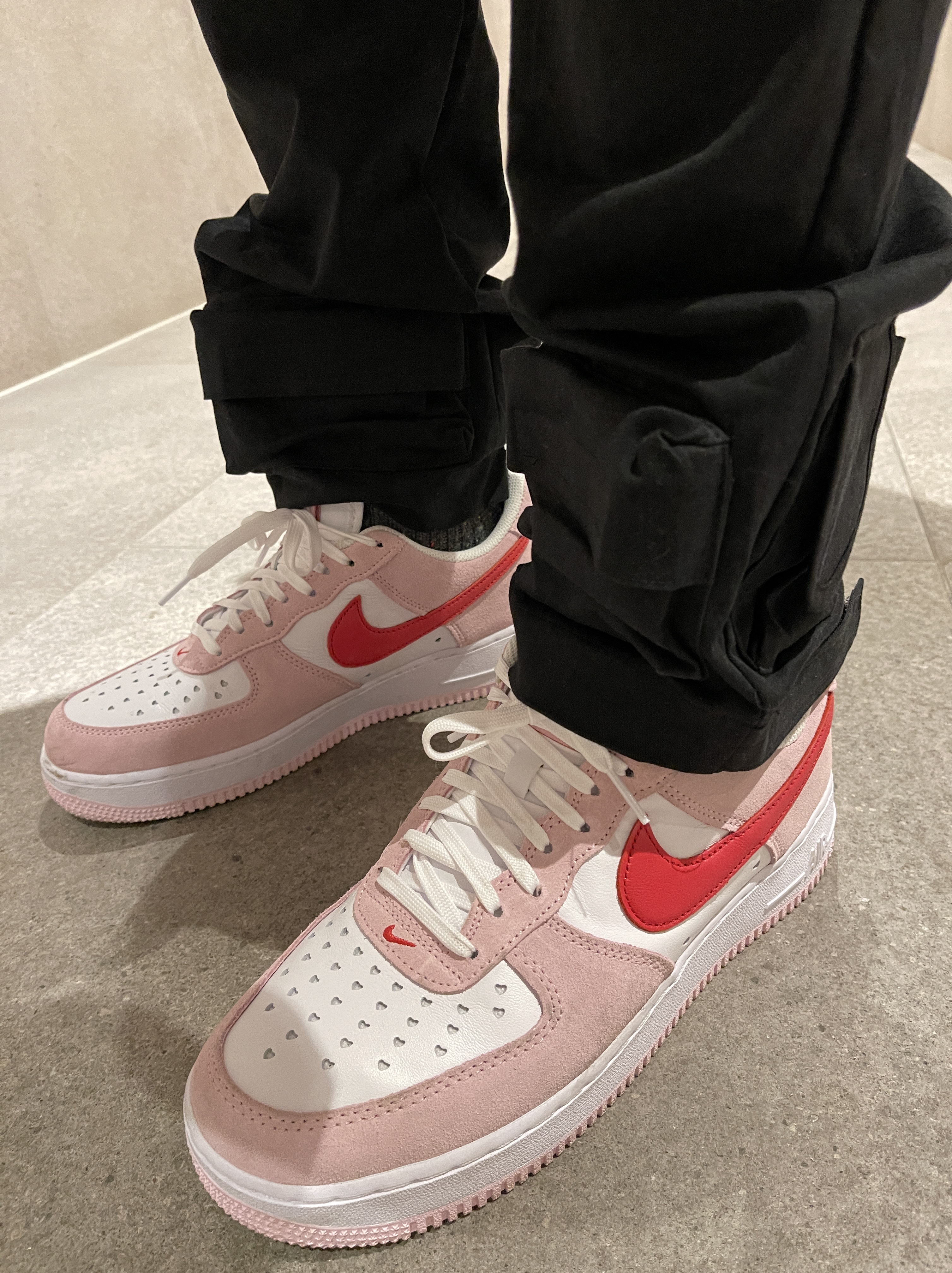 Supreme x The North Face Cargo Jacket Multi-Color - 20SS, Nike Air Force 1 '07 QS Valentine's Day 착용 스타일 - 2