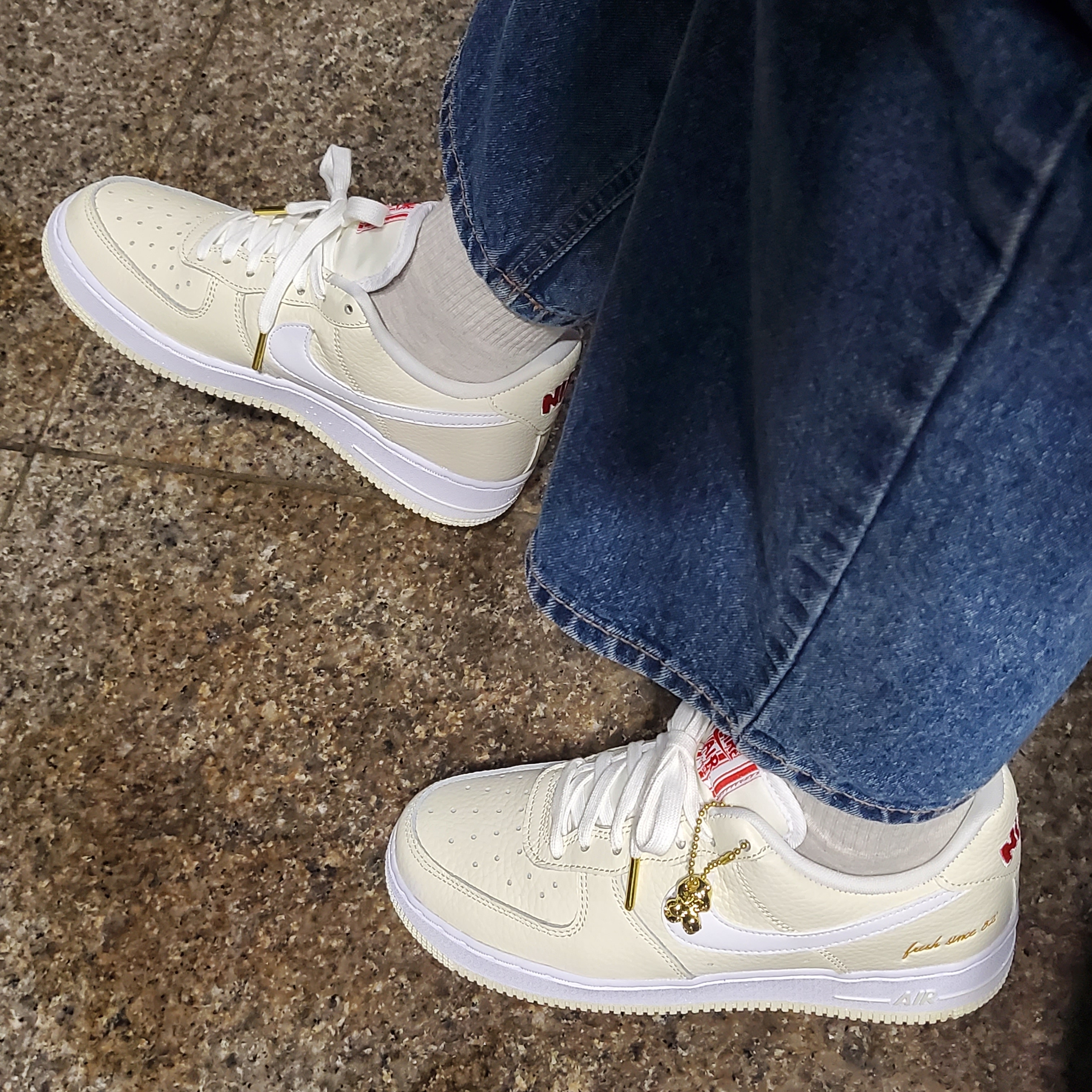 Nike Air Force 1 '07 PRM Popcorn 착용 스타일