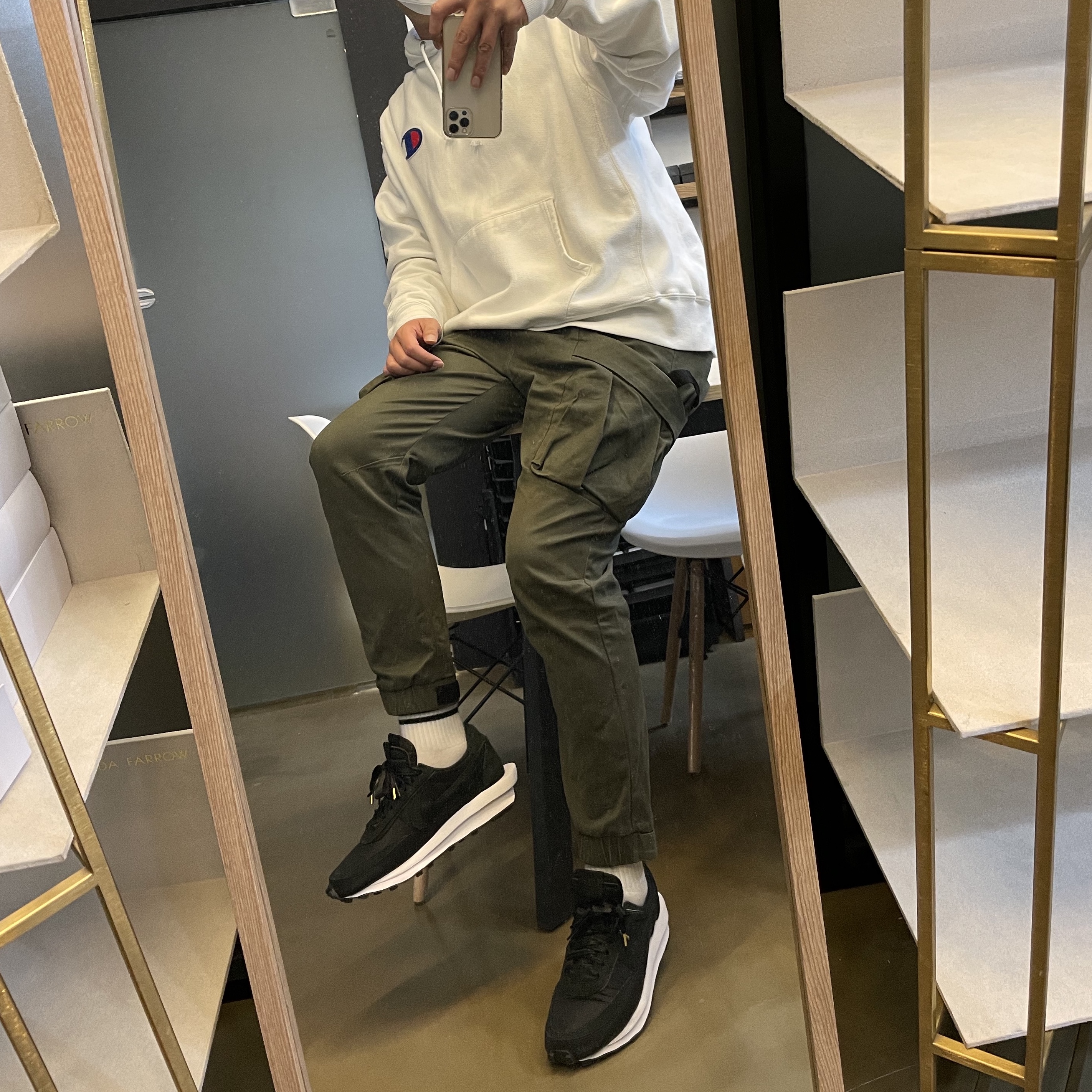 Nike x Sacai LDWaffle Black Nylon 착용 스타일