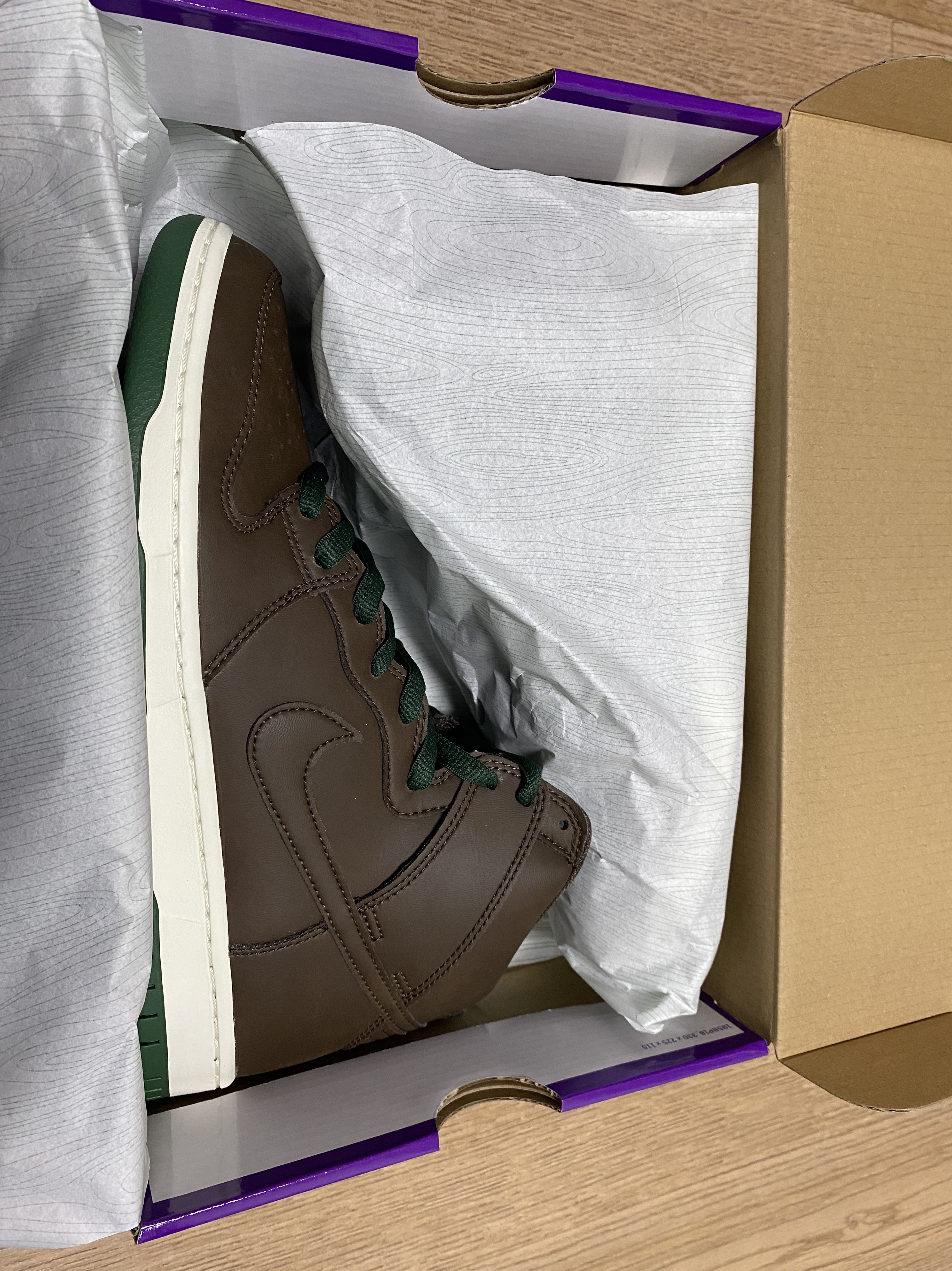 Nike SB Dunk High Pro Baroque Brown 착용 스타일 - 2