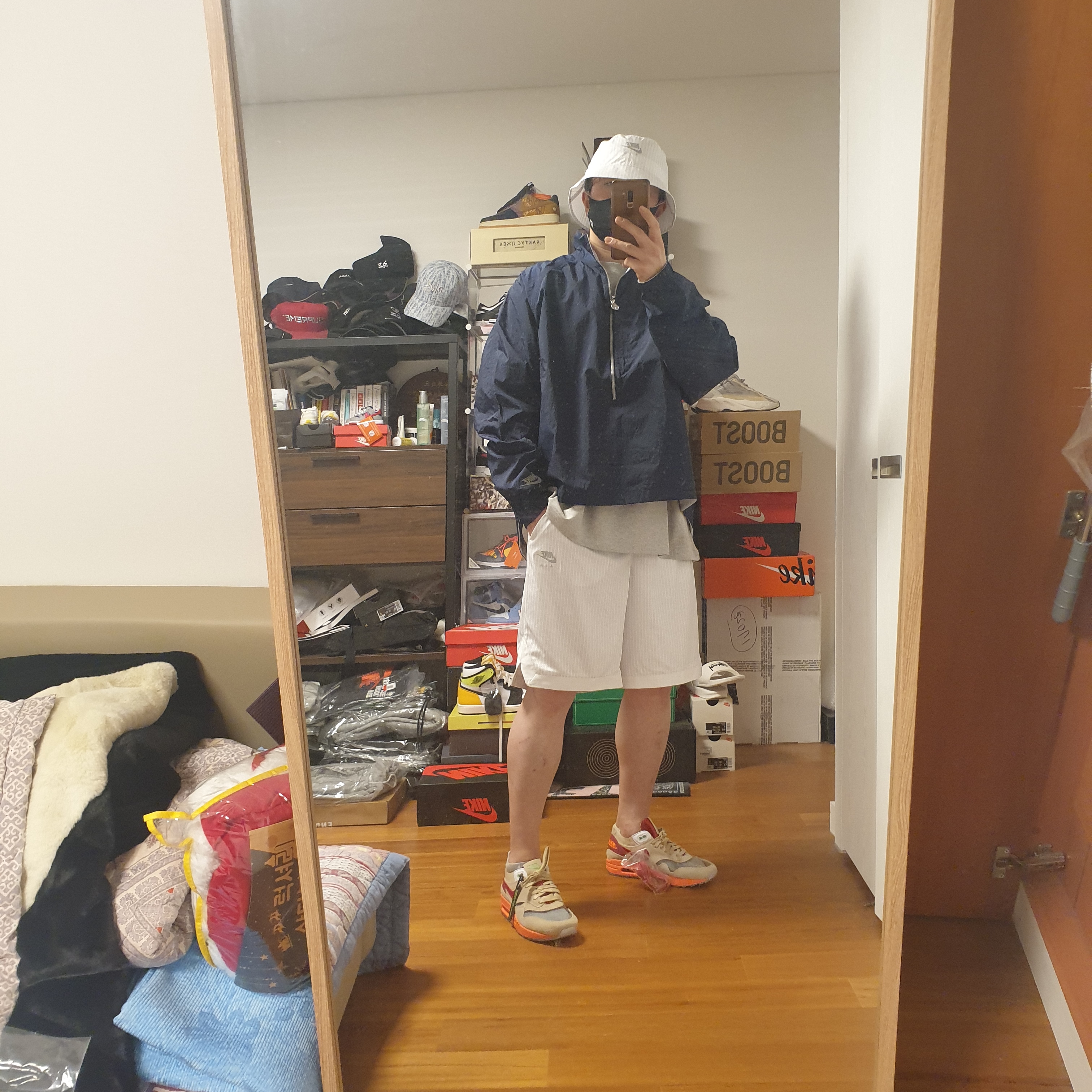 Nike x Kim Jones Bucket Hat White, Nike x Kim Jones Reversible Wind Breaker Navy - US/EU 착용 스타일 - 1