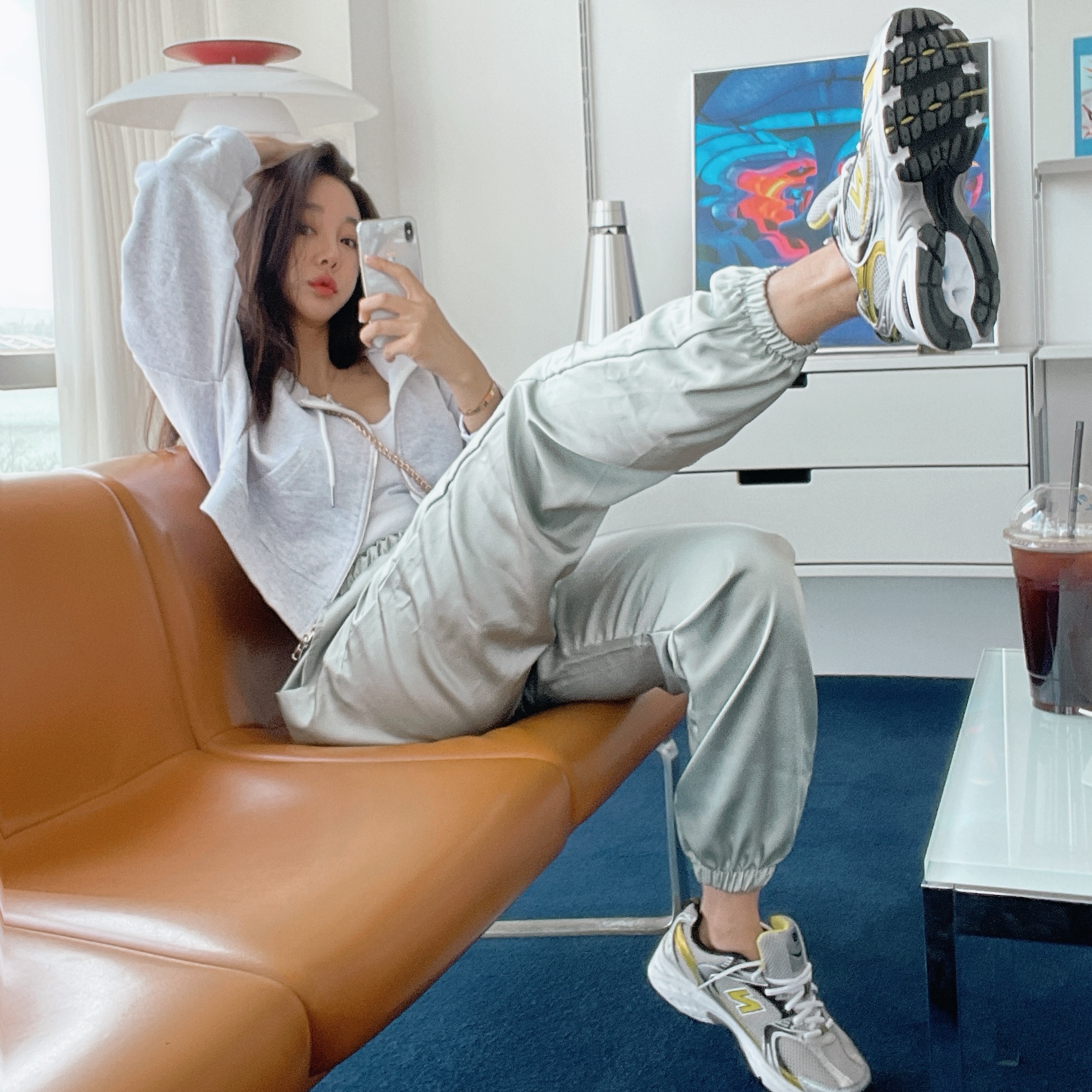 New Balance 530 Silver 착용 스타일