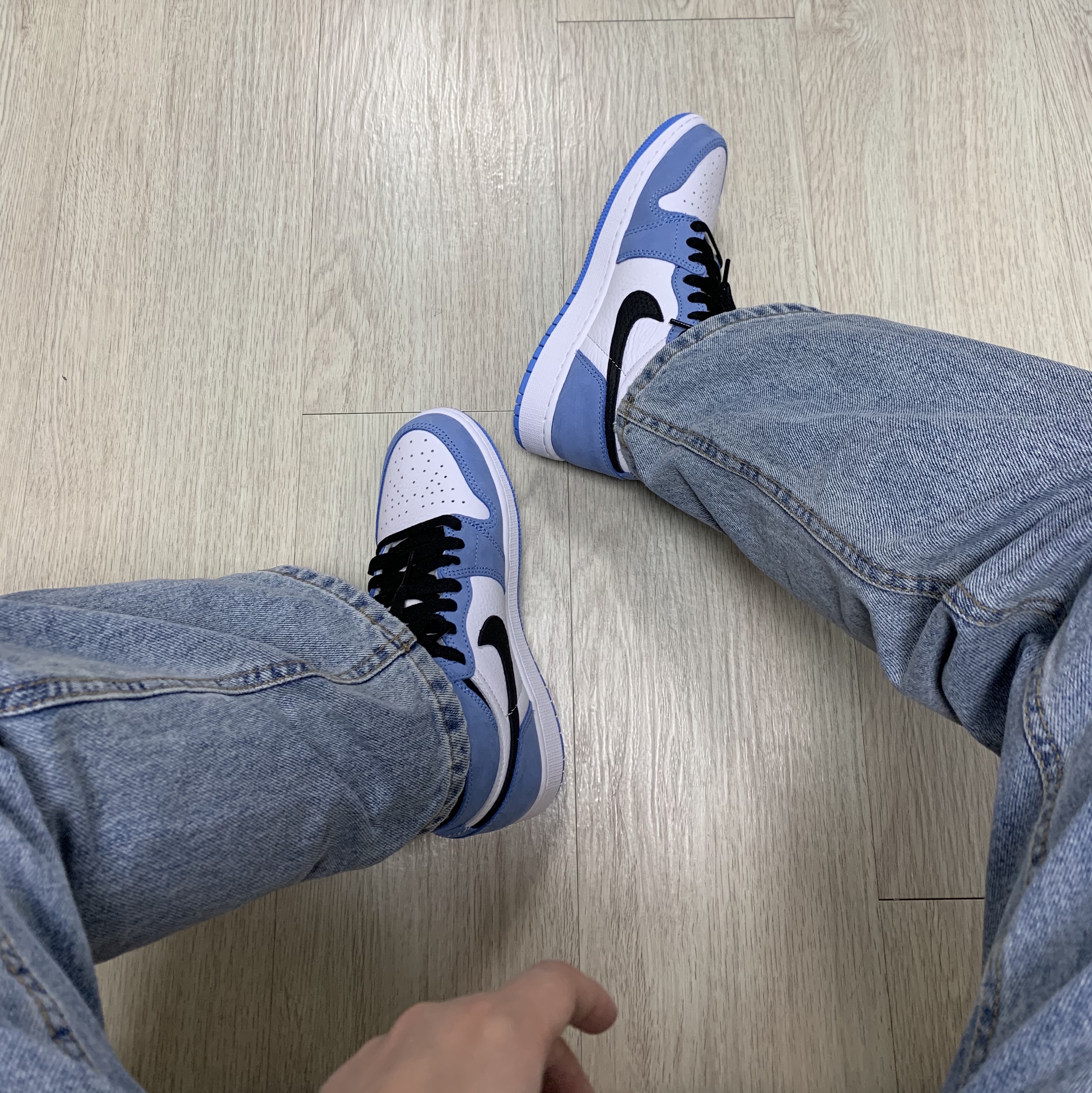 (GS) Jordan 1 Retro High OG University Blue, Jordan 1 Retro High OG University Blue 착용 스타일 - 2