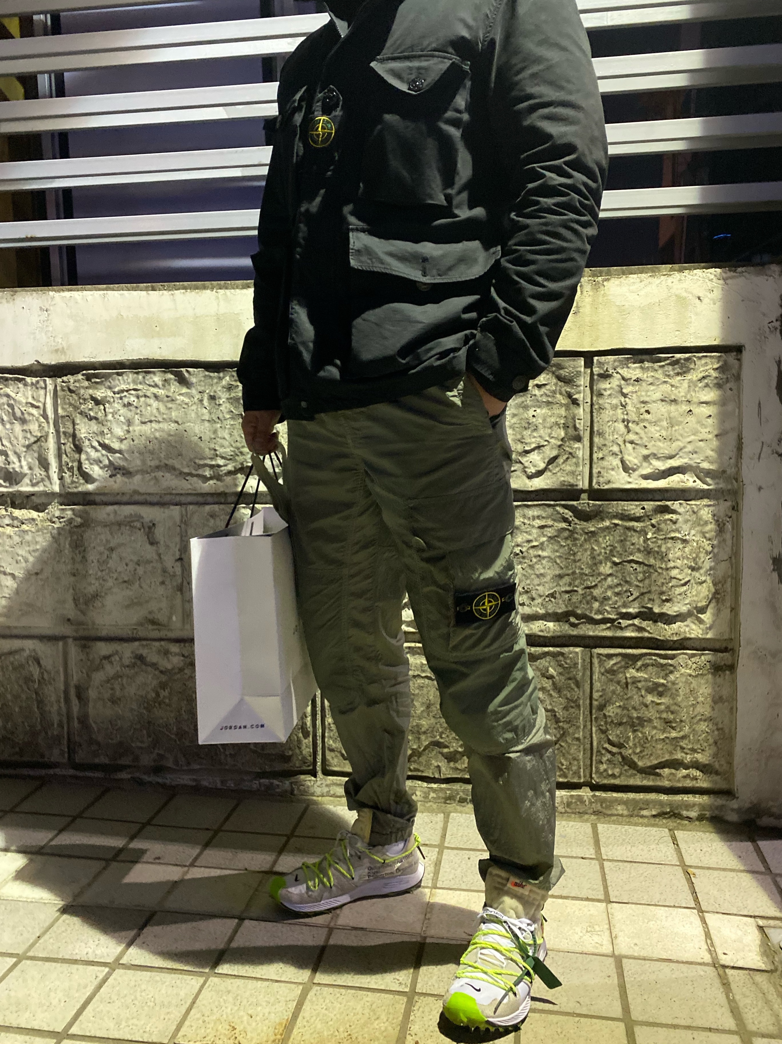 (W) Nike x Off-White Zoom Terra Kiger 5 White 착용 스타일