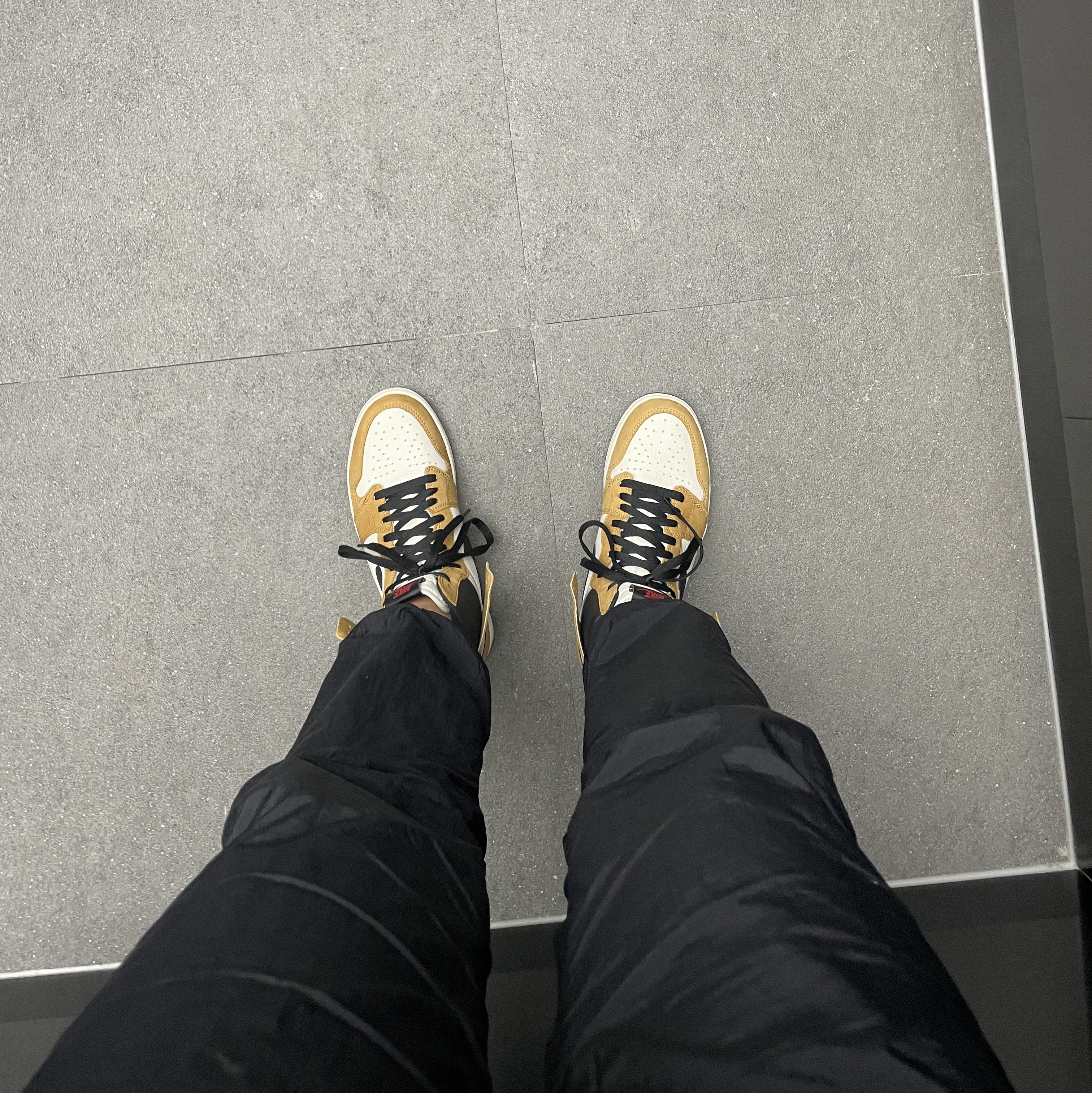 Jordan 1 Retro High Rookie of the Year 착용 스타일