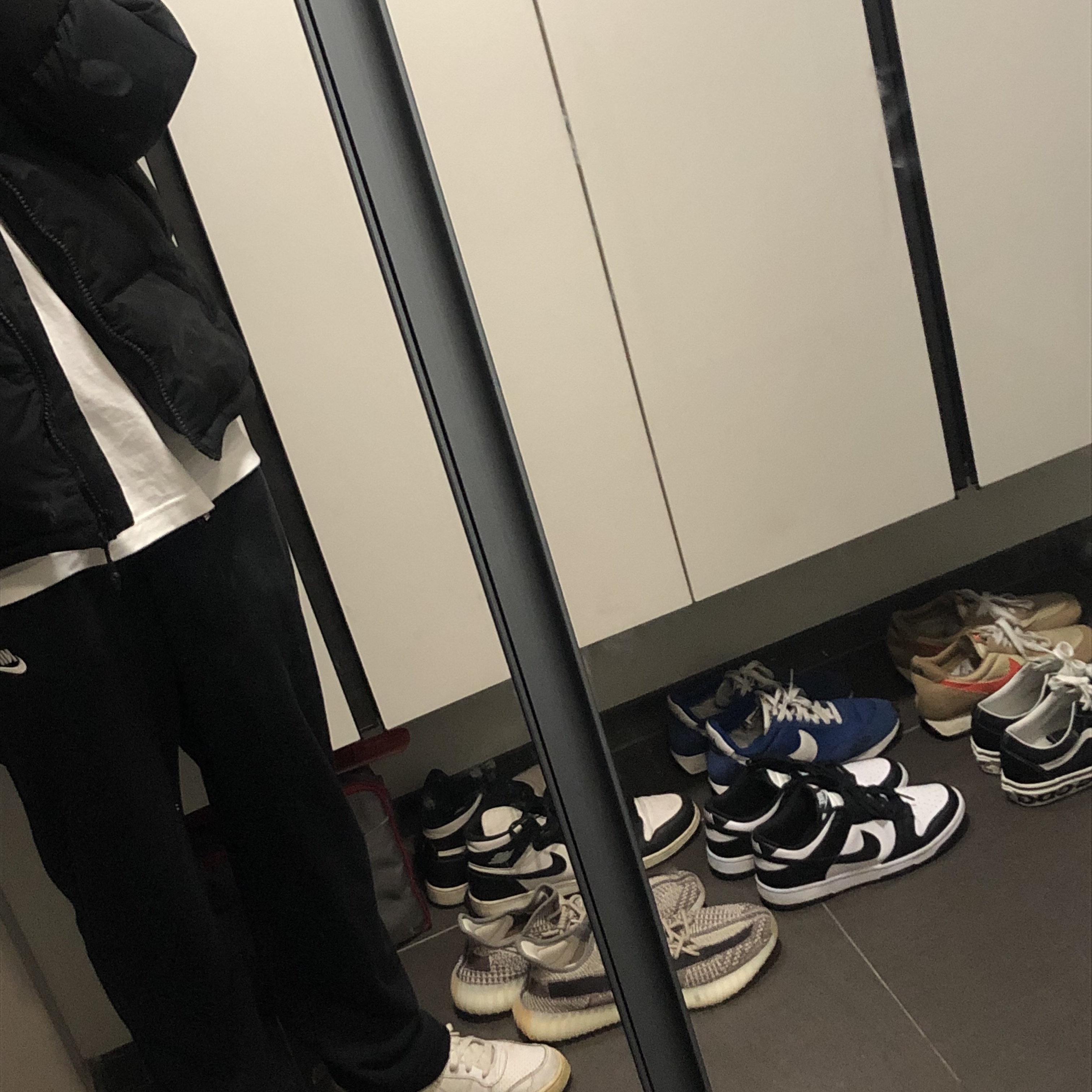 Nike Dunk Low Retro Black, Nike Air Tailwind 79 Indigo Force 착용 스타일 - 1