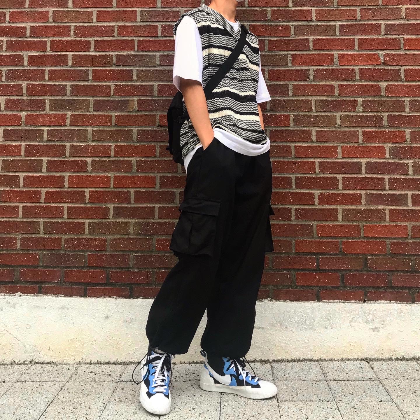 Nike x Sacai Blazer Mid White Black Legend Blue 착용 스타일