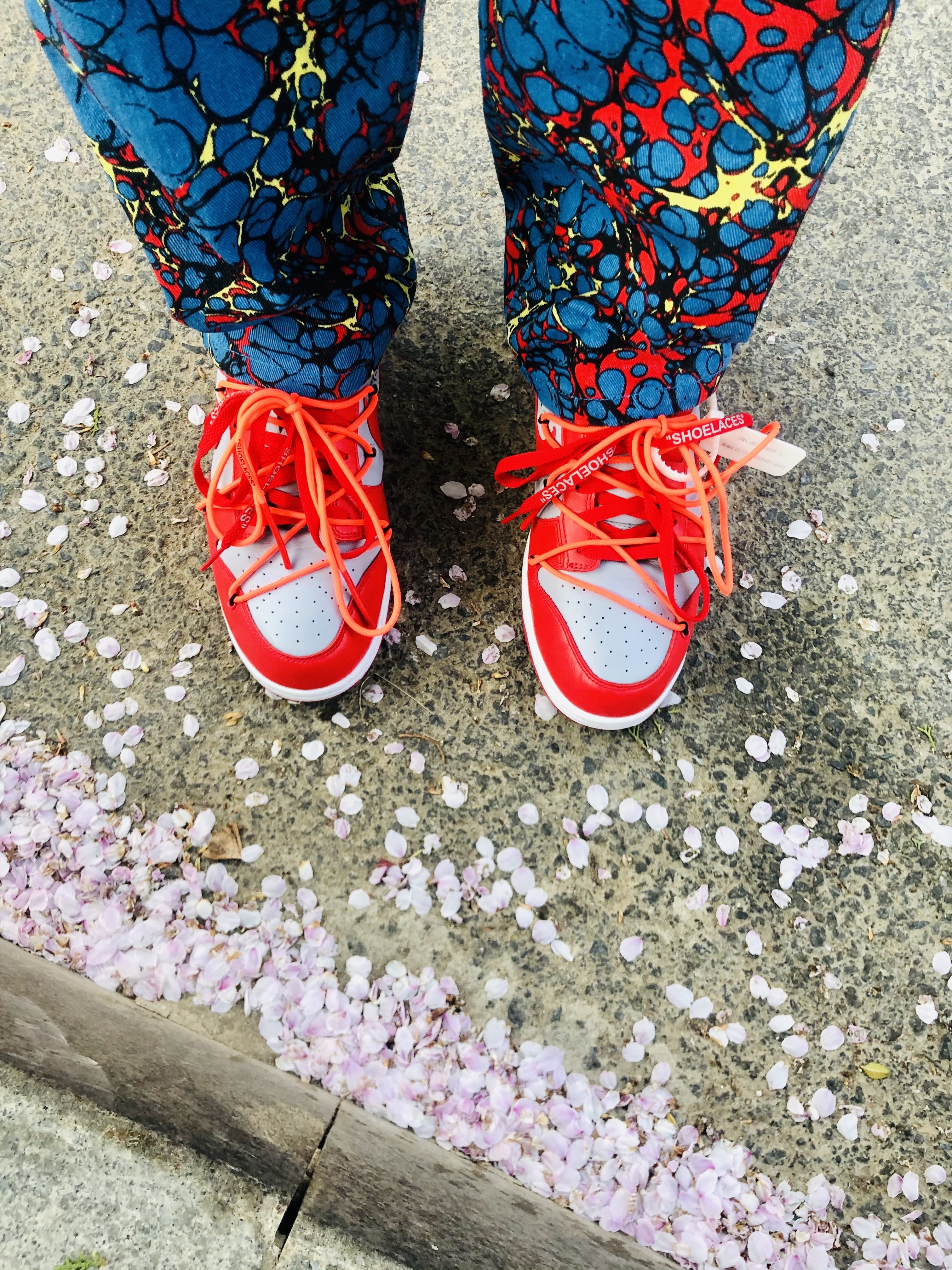 Nike x Off-White Dunk Low University Red 착용 스타일 - 2