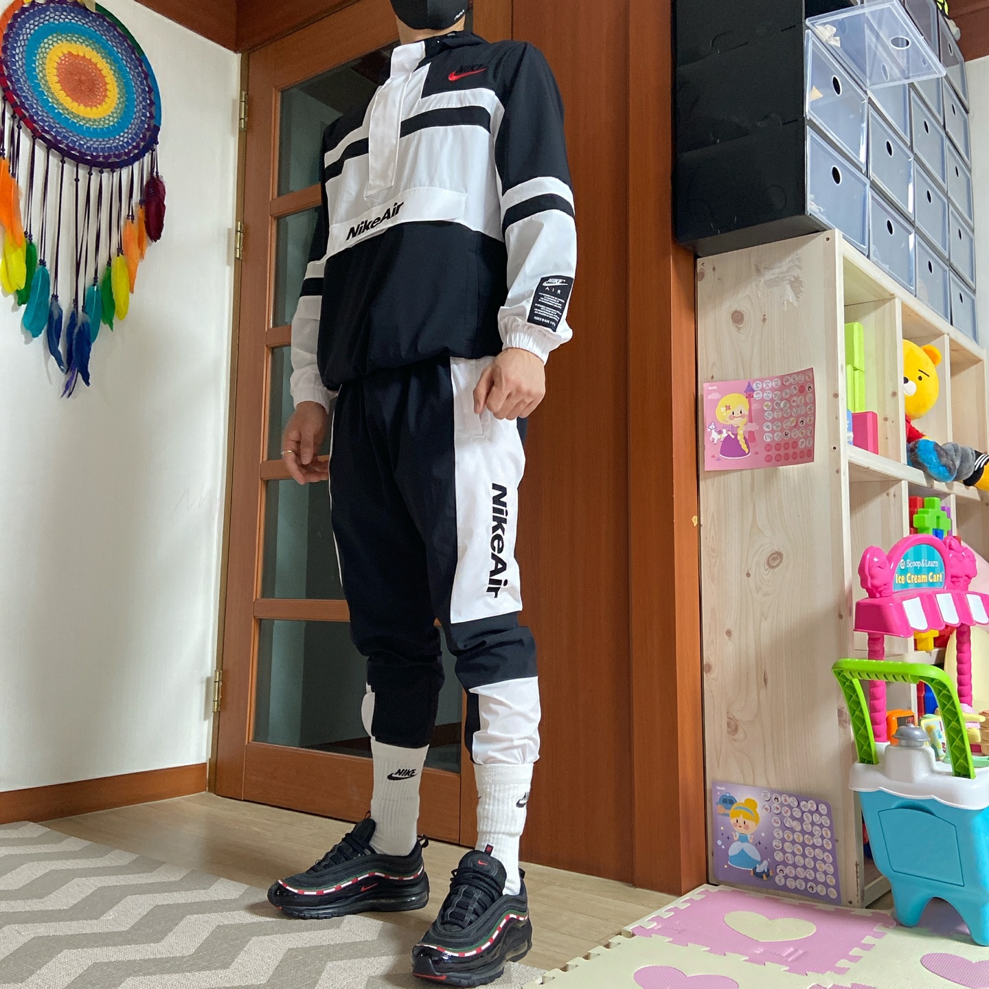 Nike x Undefeated Air Max 97 Black 착용 스타일