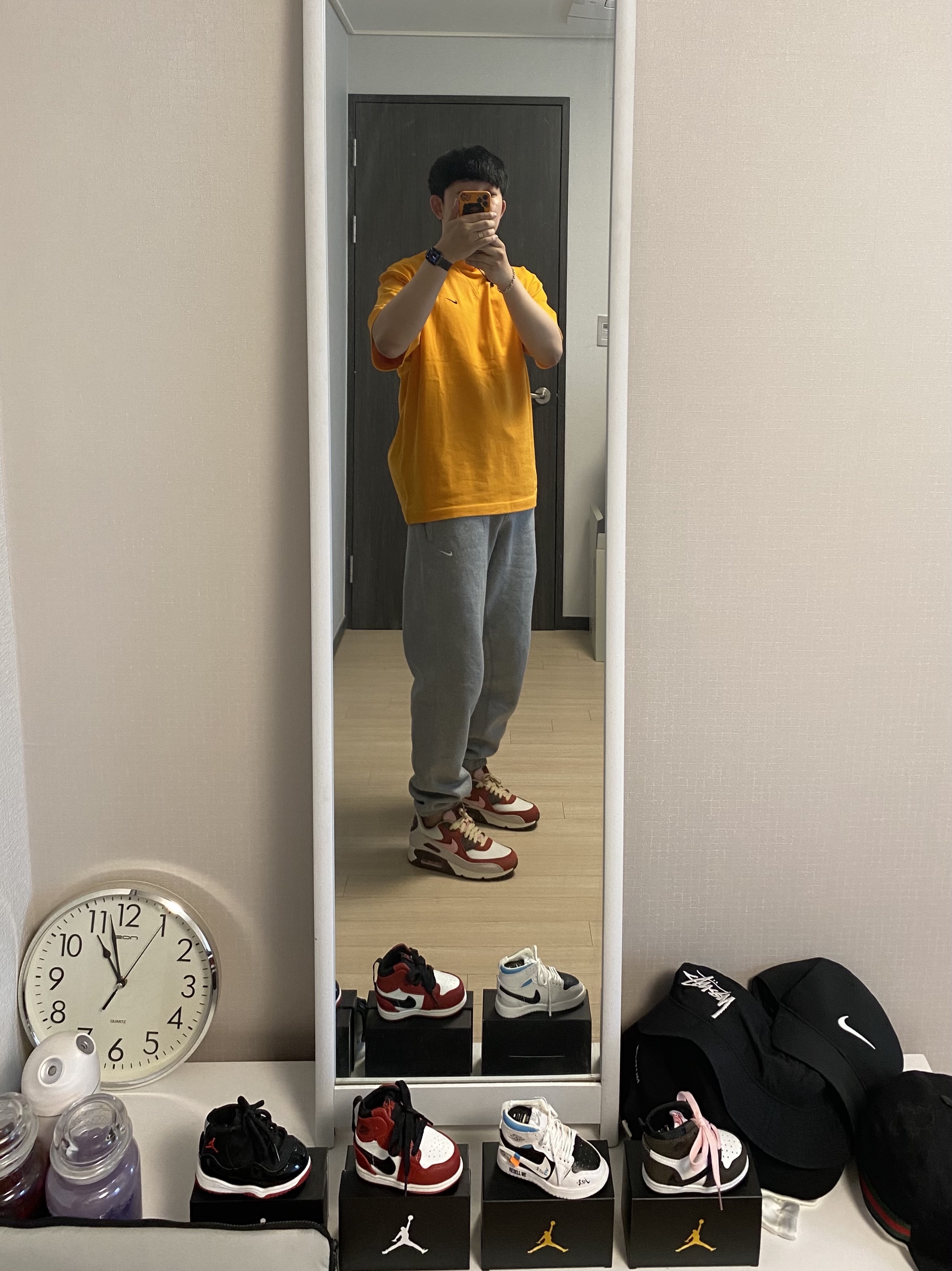Nike x Kim Jones Oversized T-Shirt Circuit Orange - Asia, Nike NRG Solo Swoosh Fleece Pants Dark Grey Heather - US/EU 착용 스타일