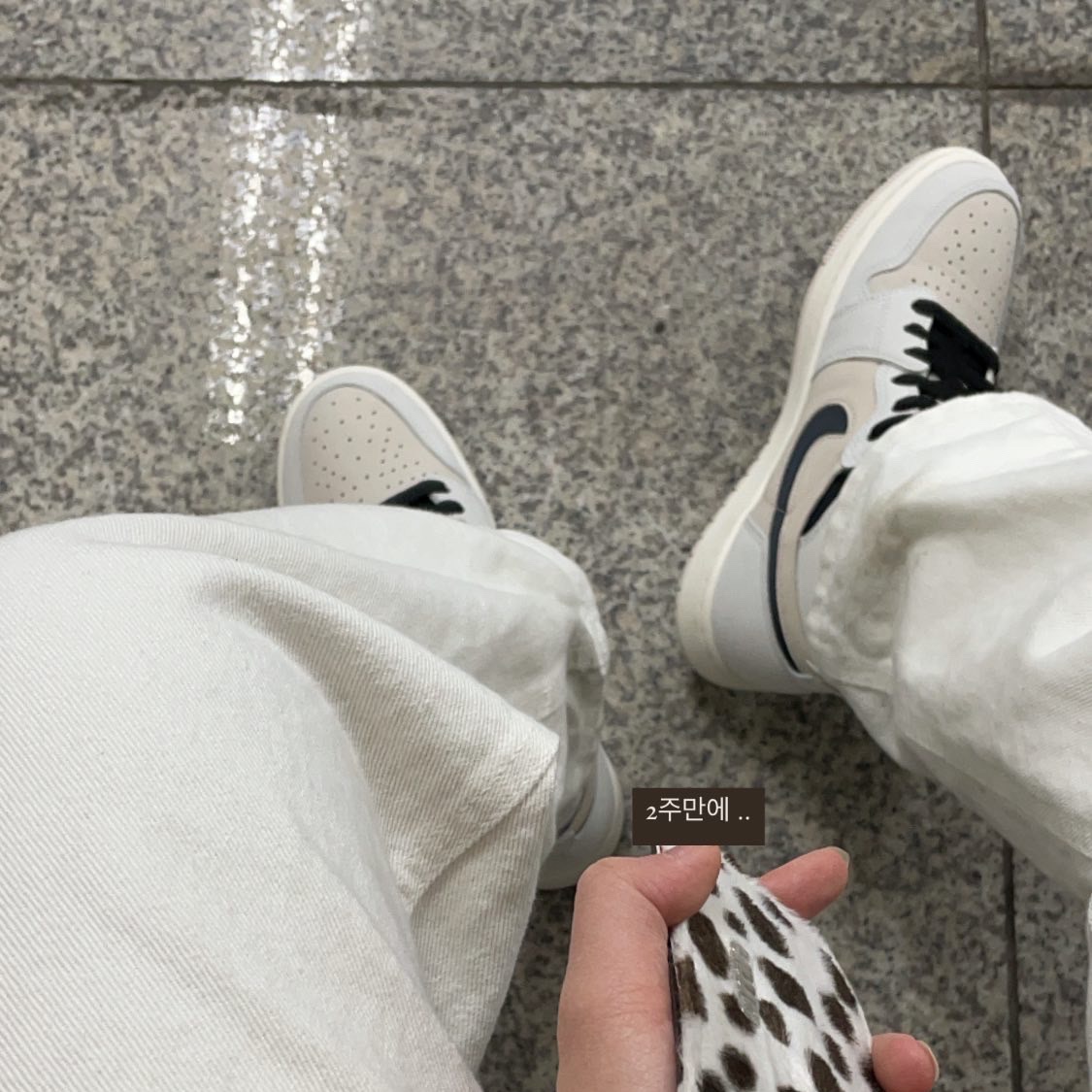 (W) Jordan 1 Zoom Air CMFT Summit Sail 착용 스타일 - 1