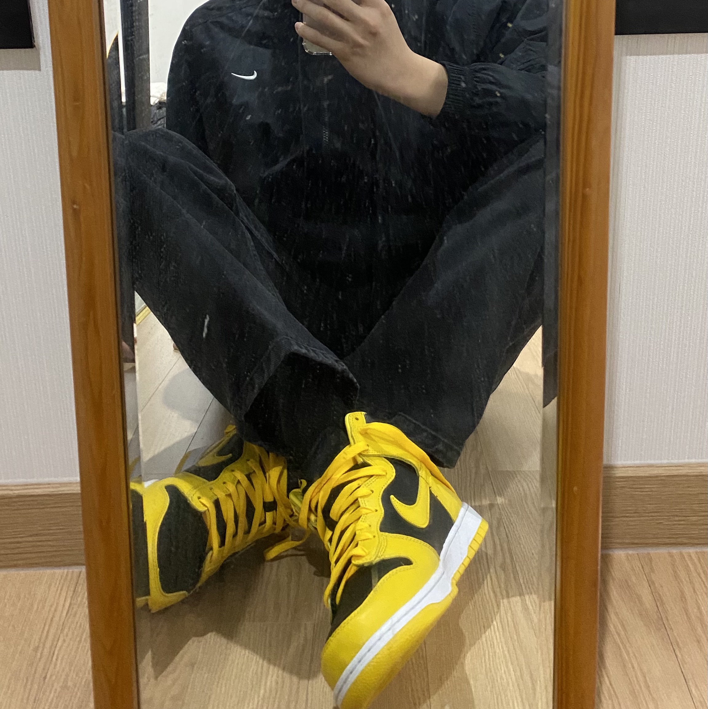 Nike Dunk High SP Varsity Maize 착용 스타일