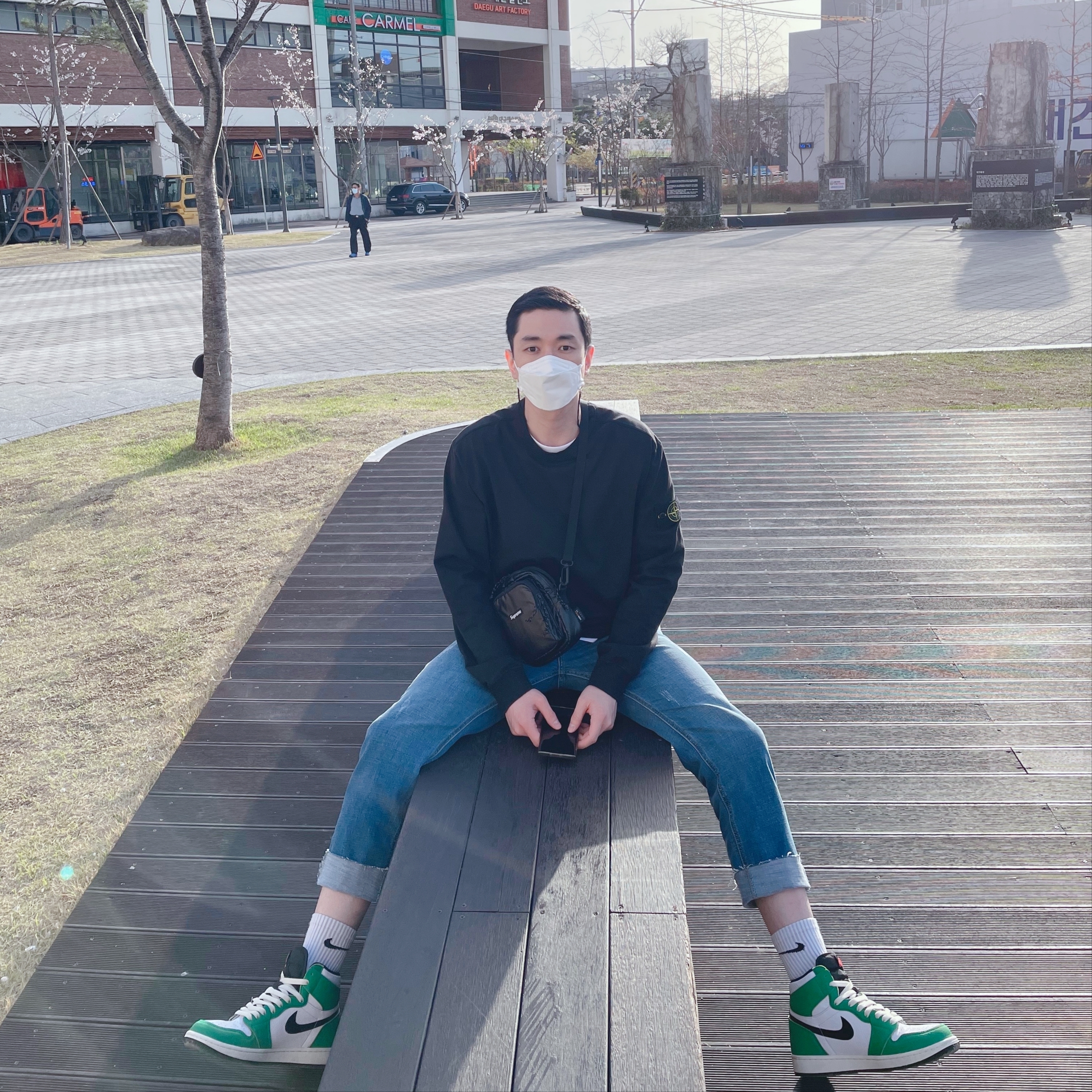 (W) Jordan 1 Retro High OG Lucky Green 착용 스타일 - 2