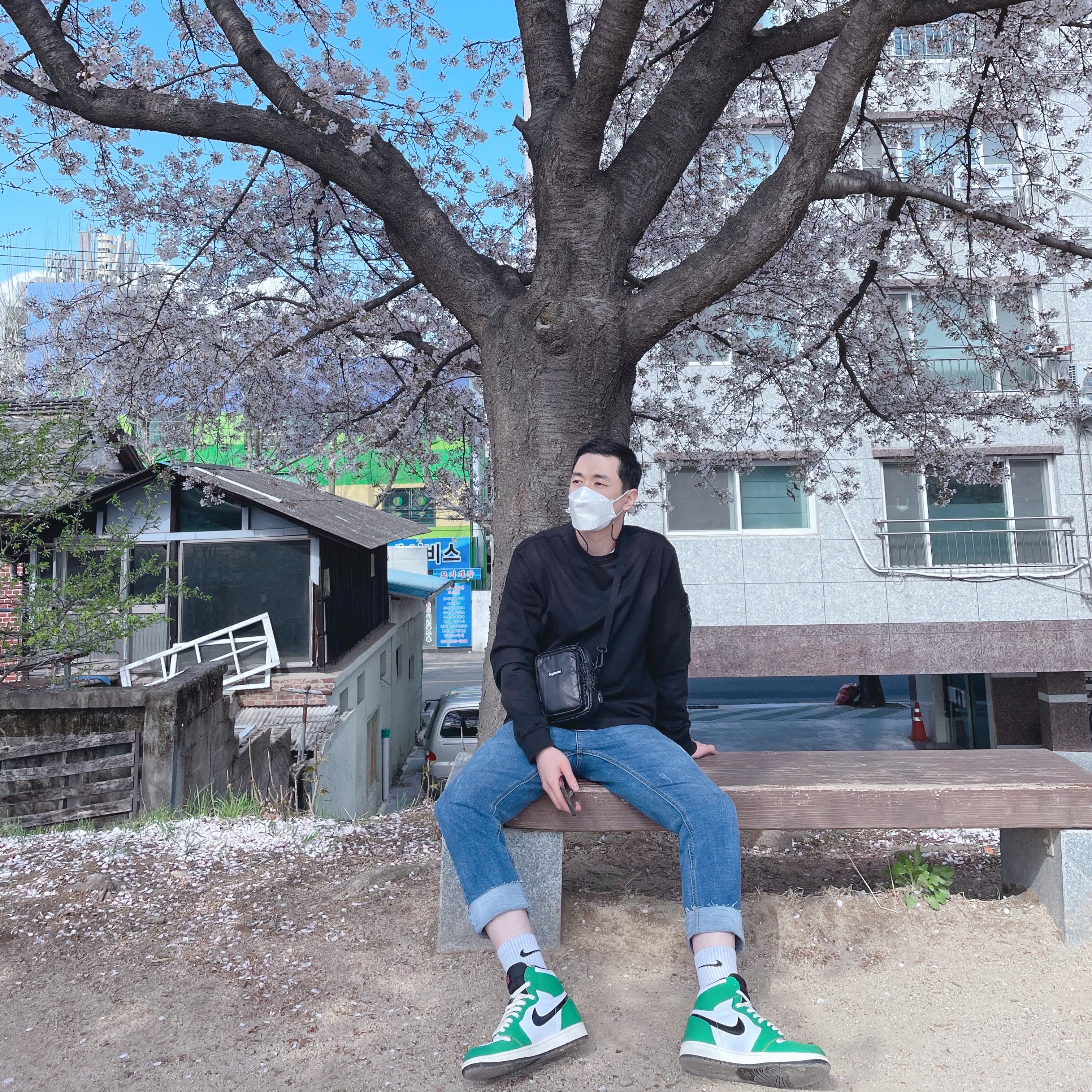 (W) Jordan 1 Retro High OG Lucky Green 착용 스타일 - 1