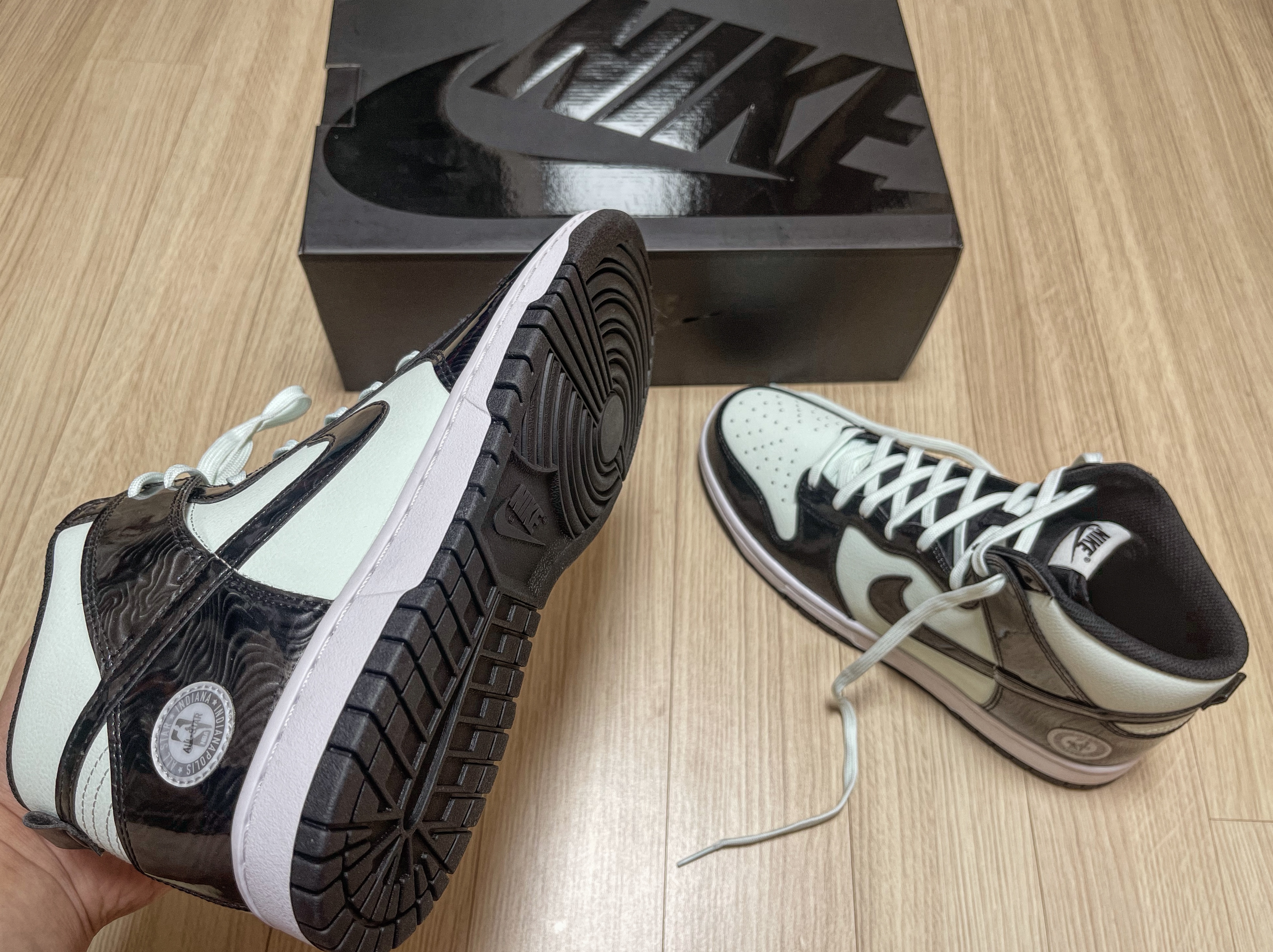 Nike Dunk High Barely Green 착용 스타일 - 5