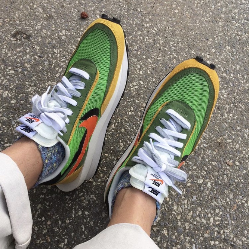 Nike x Sacai LDWaffle Green Multi 착용 스타일 - 2