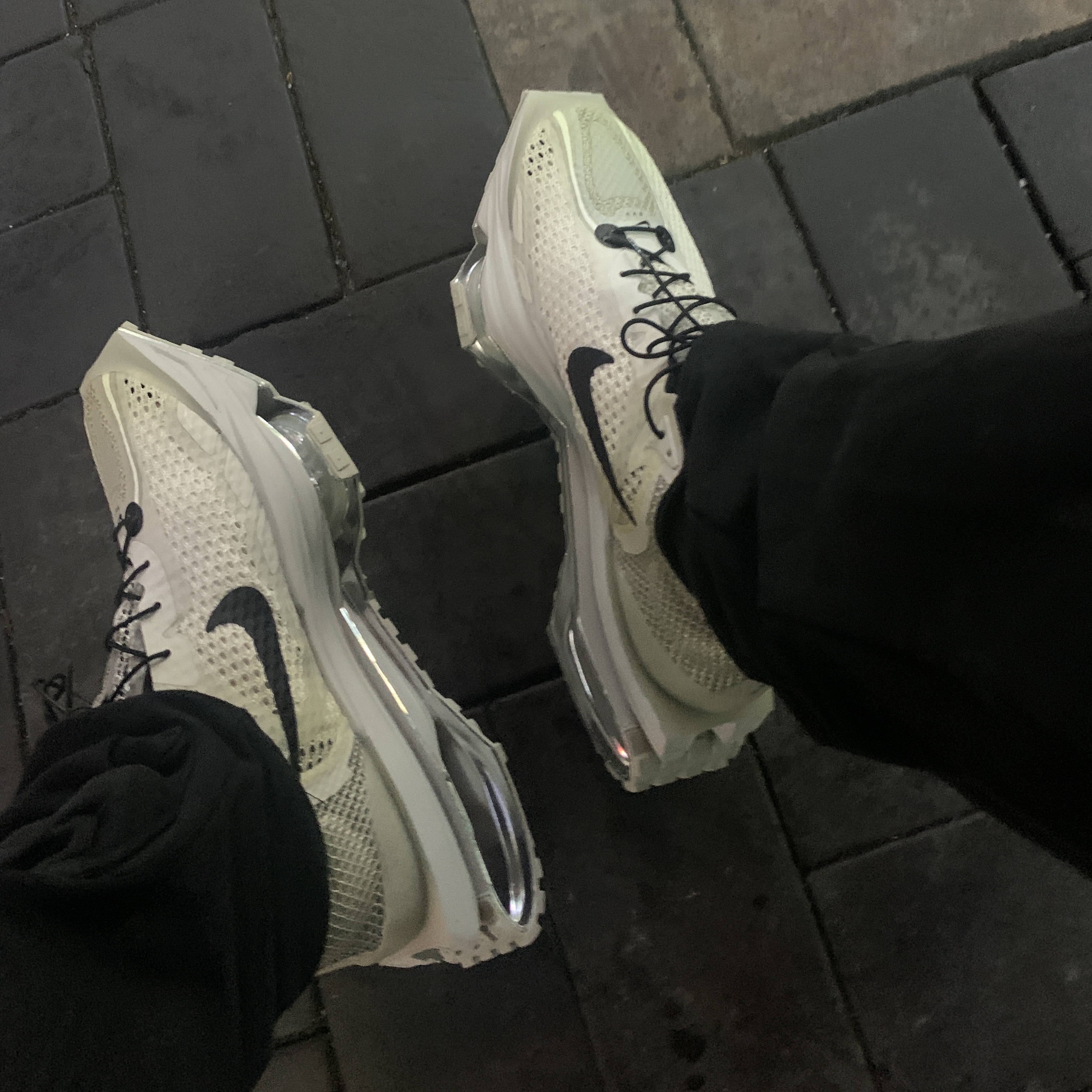 Nike x Matthew M Williams Zoom 004 Stone 착용 스타일