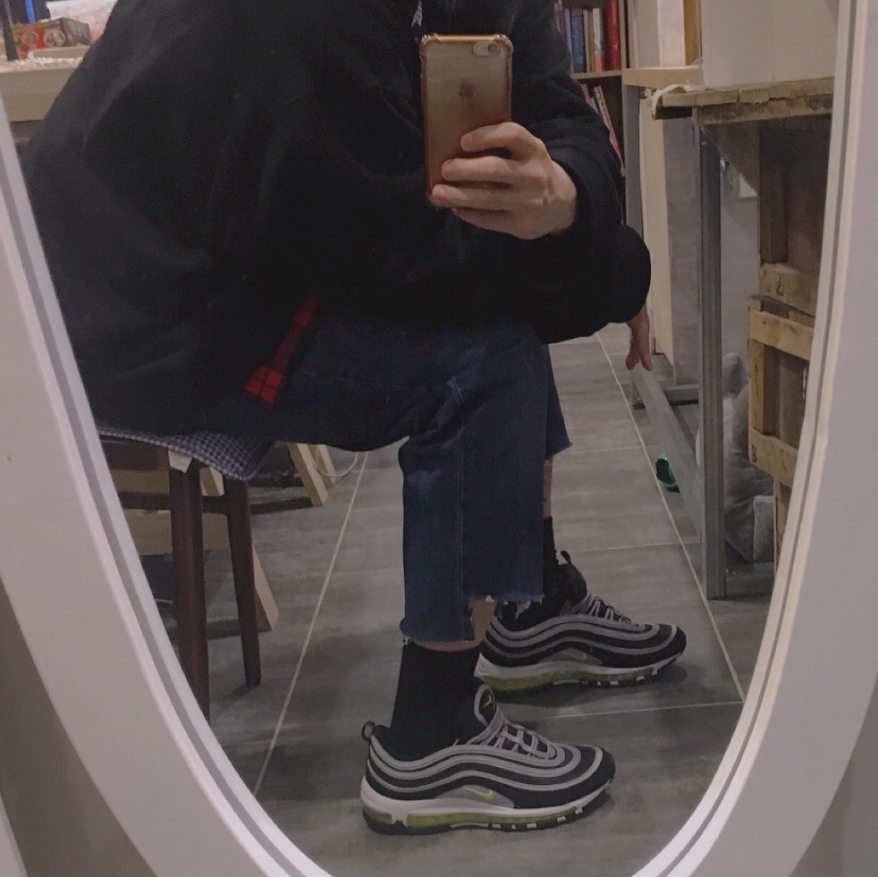 Nike Air Max 97 OG Black Volt Asia 착용 스타일