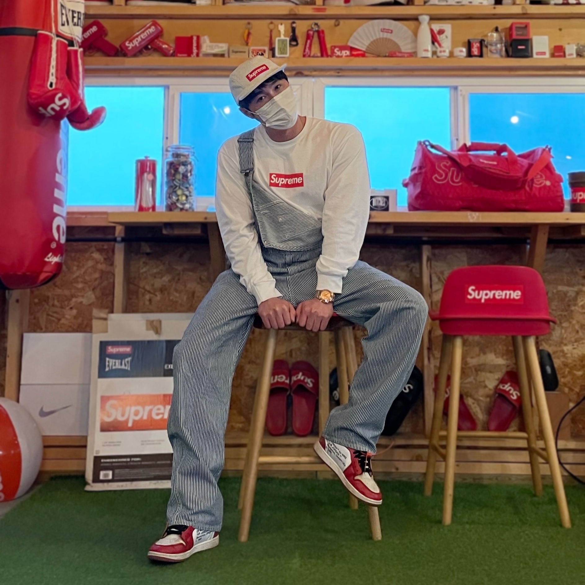 Jordan 1 x Off-White Retro High Chicago The Ten, Supreme Box Logo L/S T-Shirt White - 20FW 착용 스타일