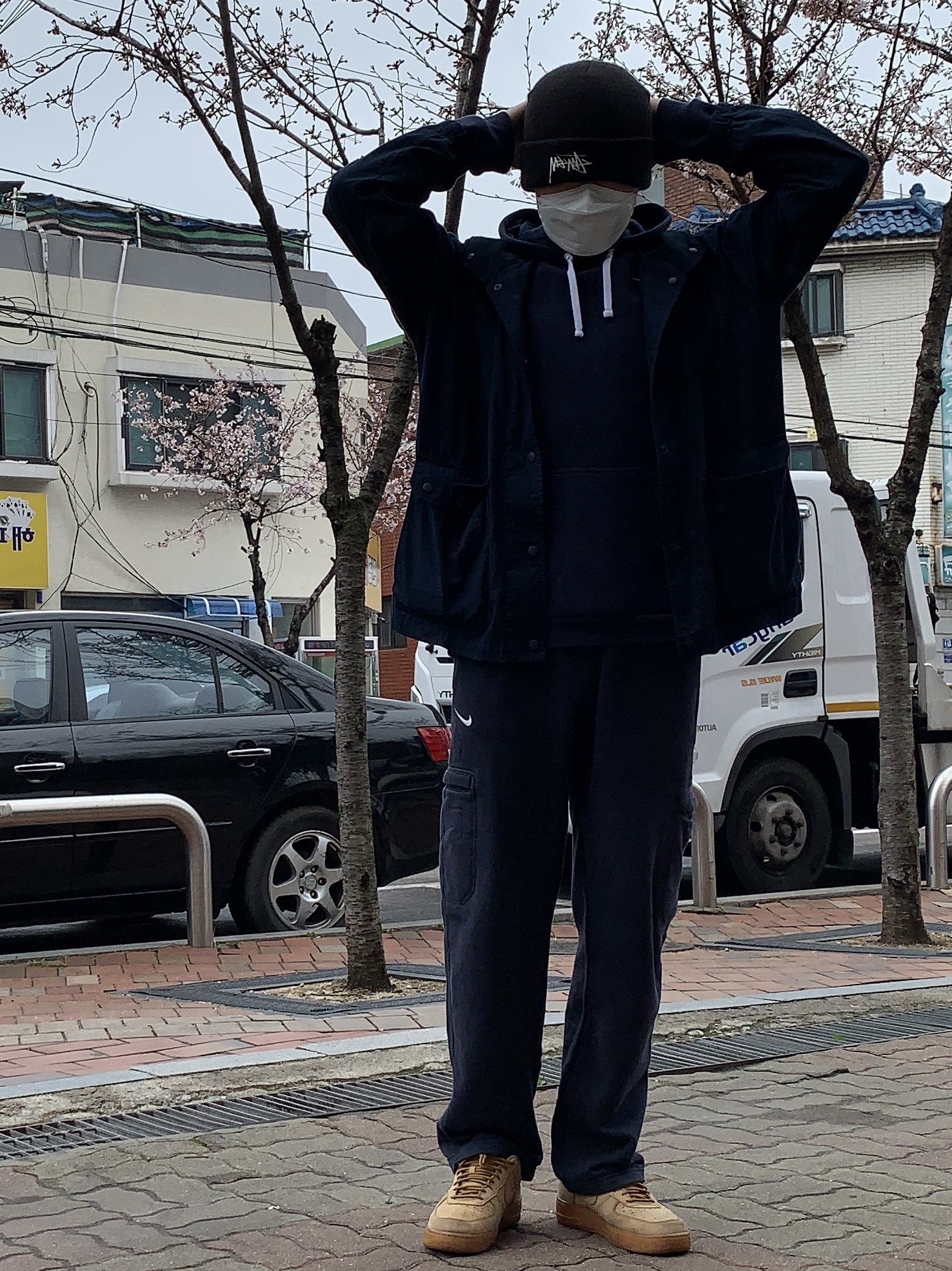Nike x Stussy Cuff Beanie Black, Nike Air Force 1 Low Flax 착용 스타일