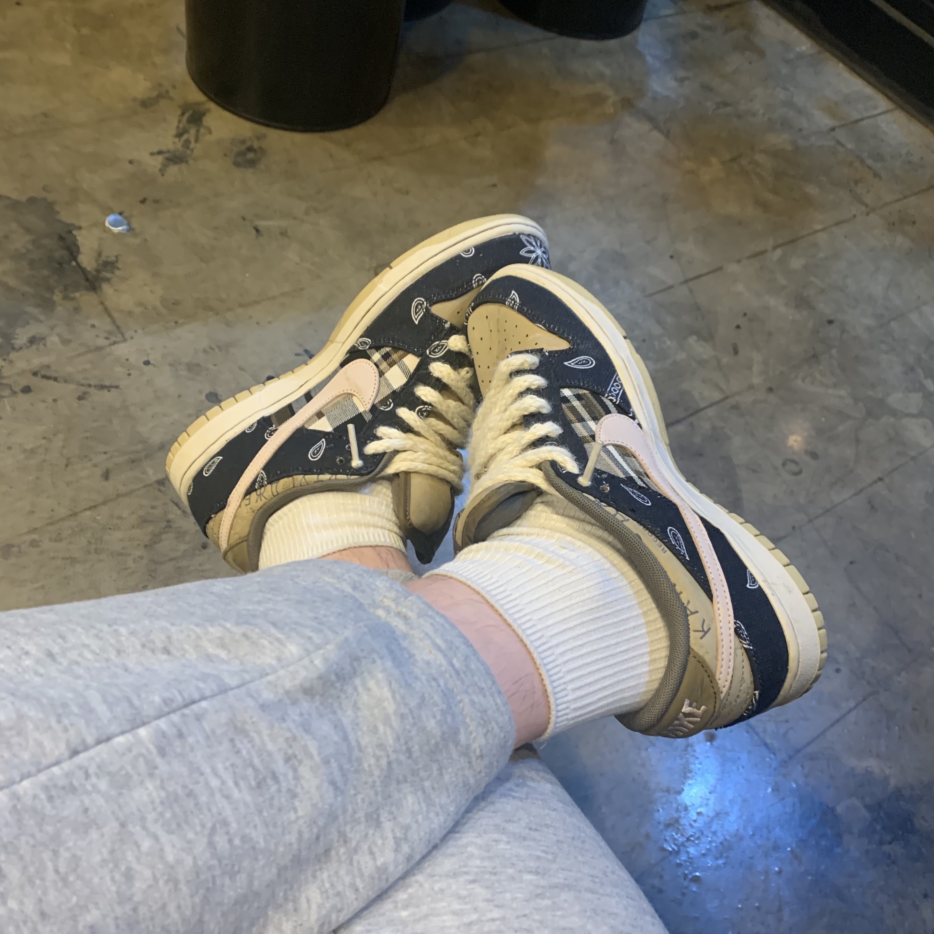 Nike x Travis Scott SB Dunk Low 착용 스타일