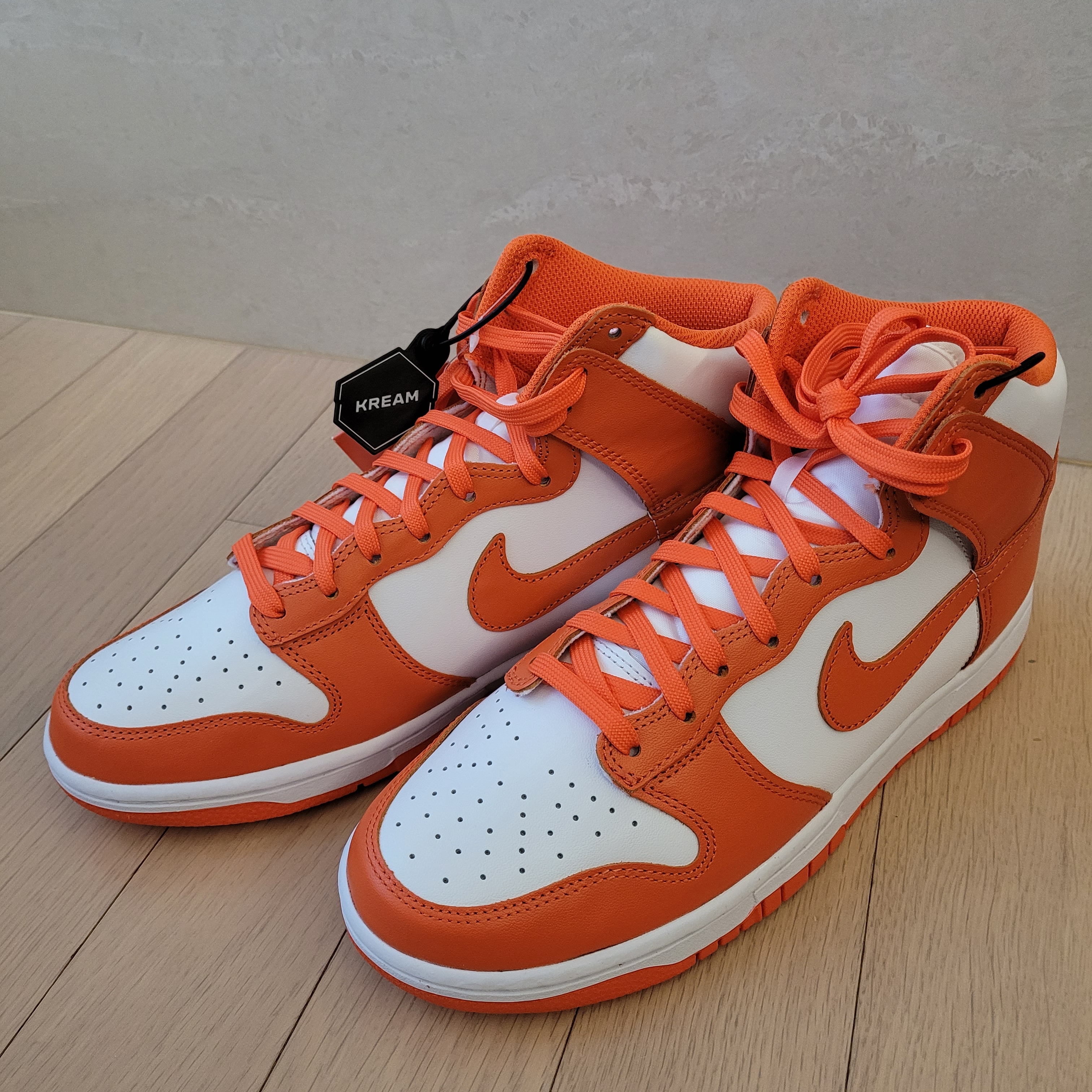 Nike Dunk High Retro Orange Blaze 착용 스타일 - 3