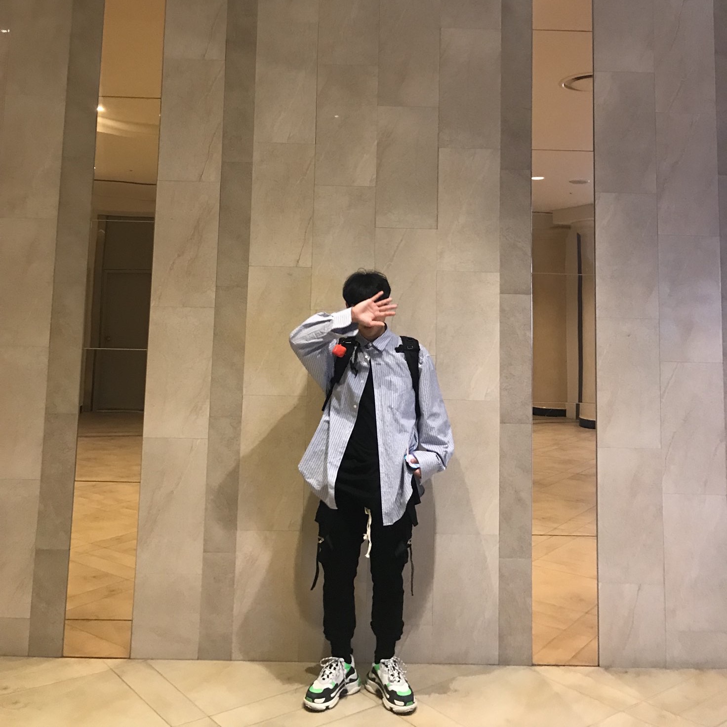 Balenciaga Triple S Sneakers White Green Black 착용 스타일