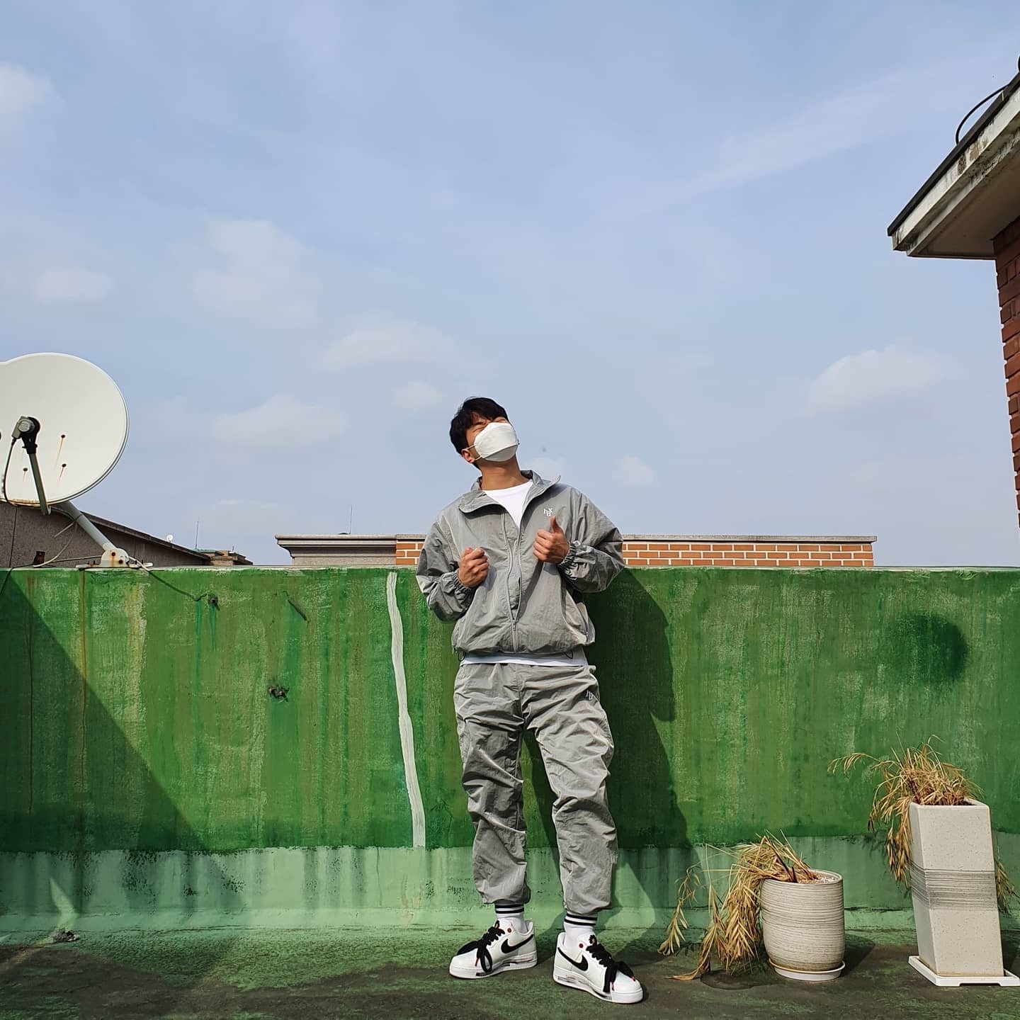 Nike x Peaceminusone Air Force 1 Low Para-Noise 2.0 착용 스타일