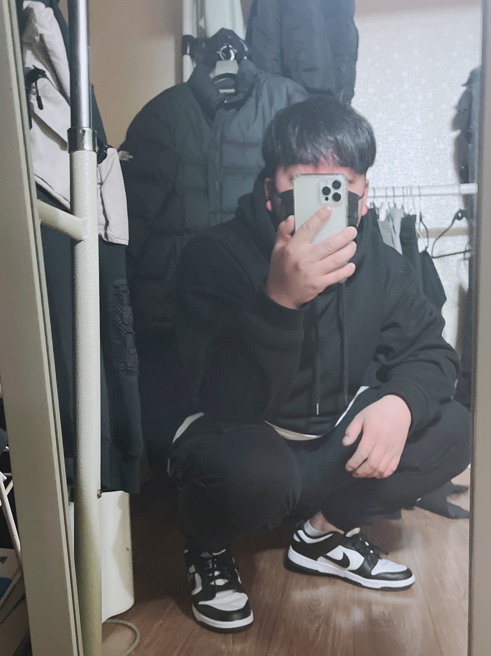 Nike Dunk Low Retro Black 착용 스타일