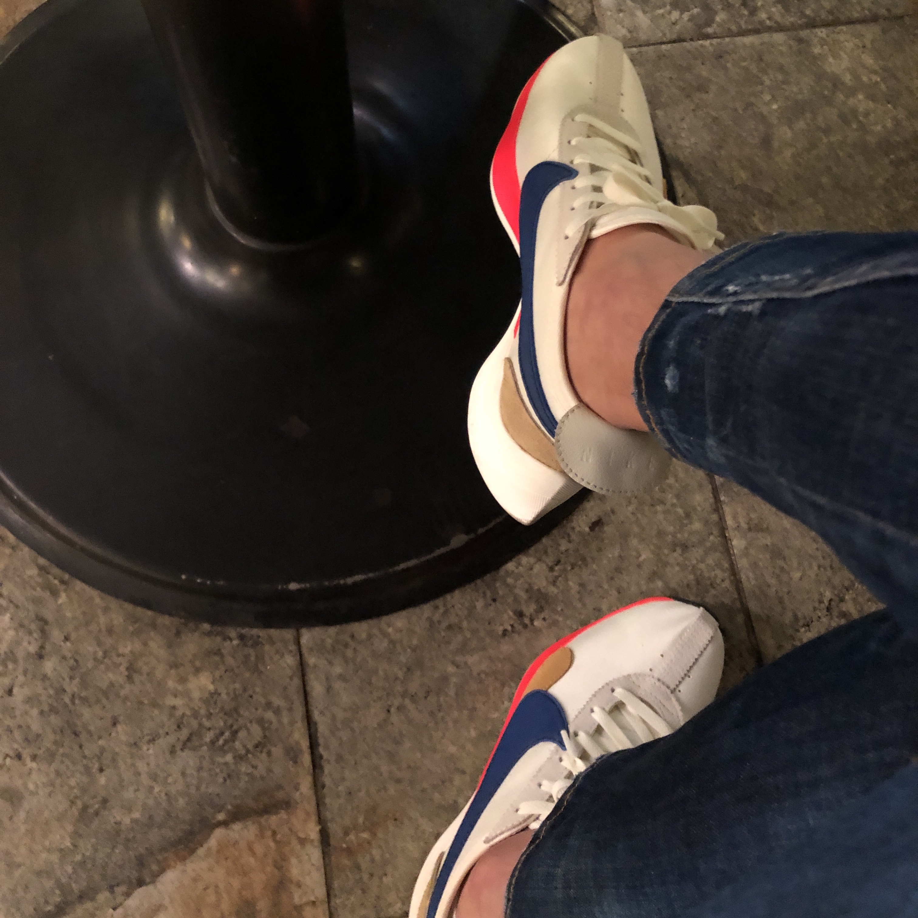 Nike Moon Racer Sail Solar Blue, Nike Air Max 97 OG Black Volt Asia 착용 스타일 - 1