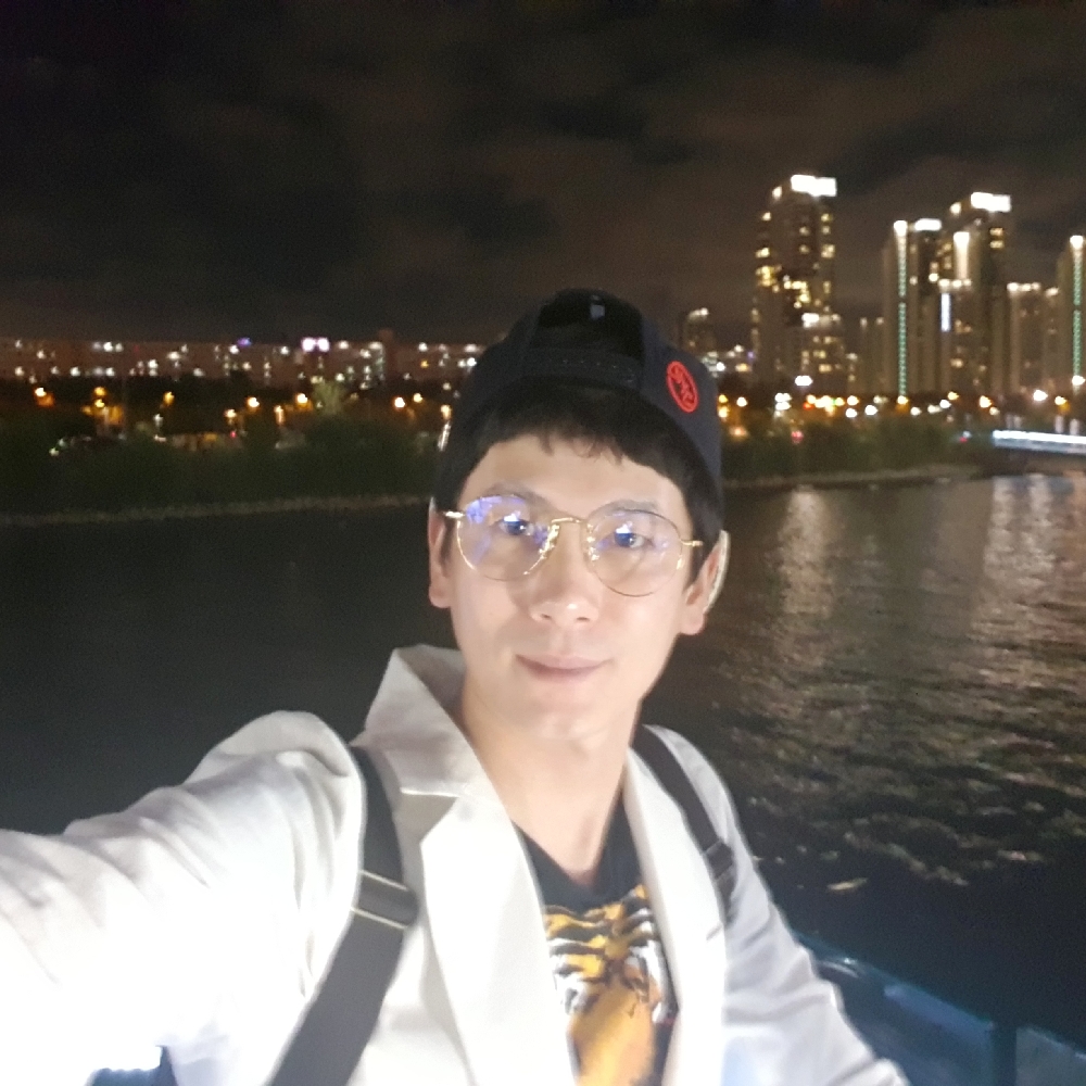 KREAM 프로필 이미지