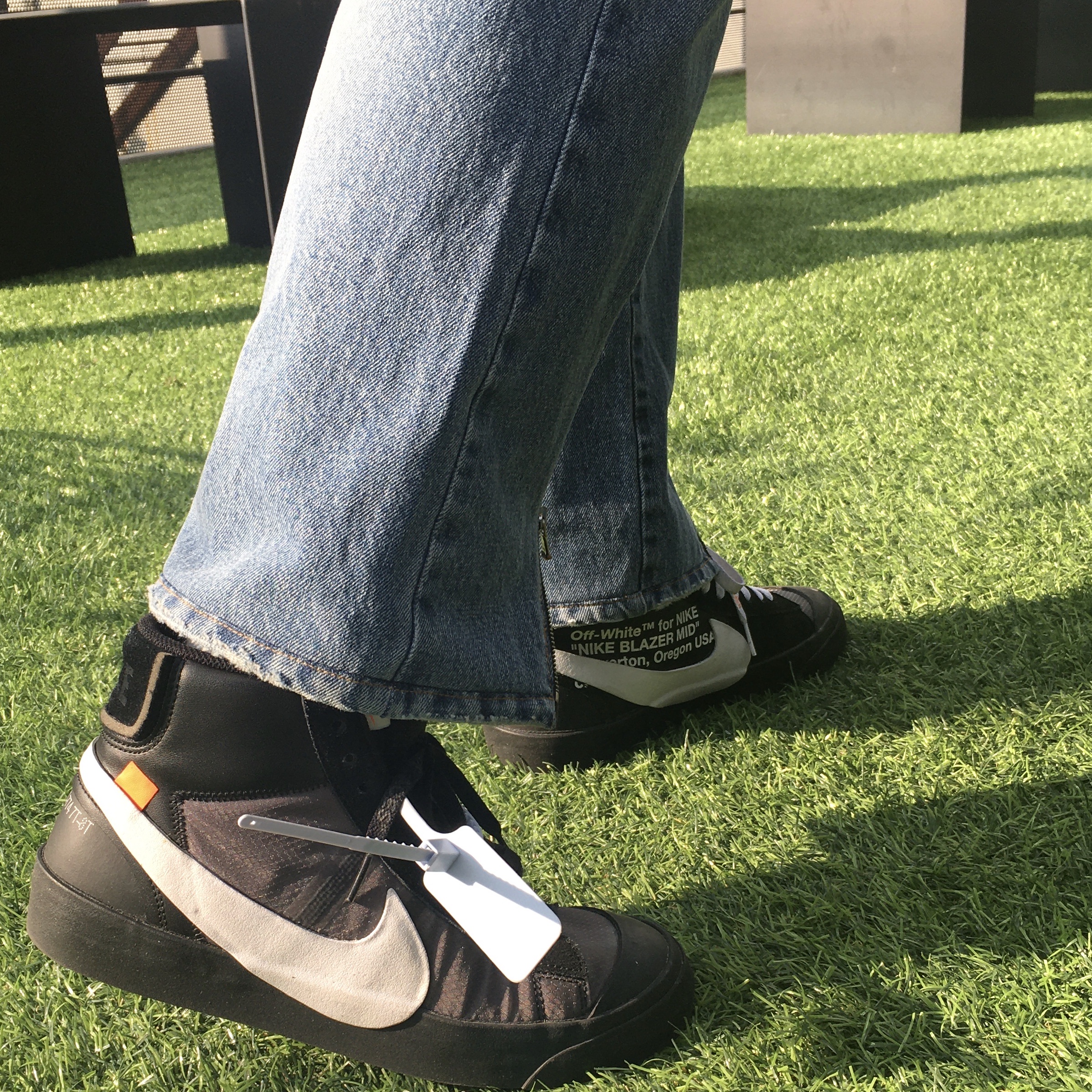 Nike x Off-White Blazer Mid Grim Reaper Black 착용 스타일 - 2