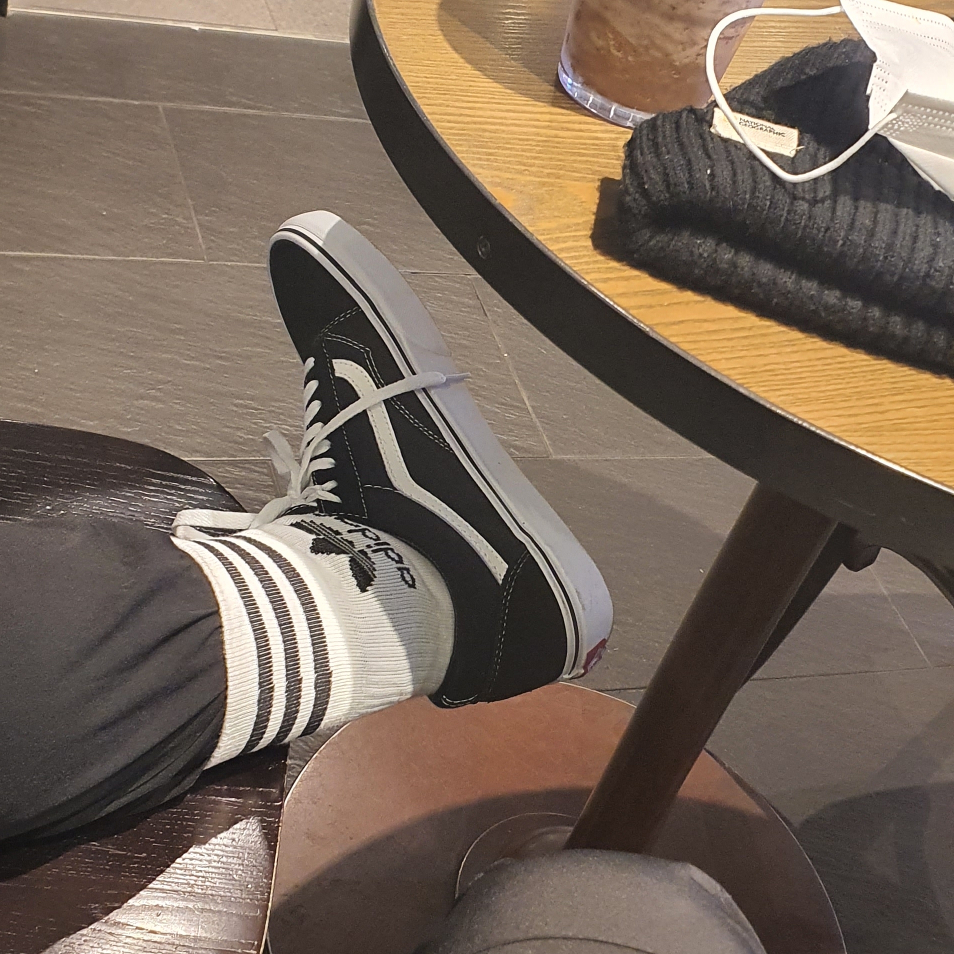 Vans Vault OG Old Skool LX Black 착용 스타일