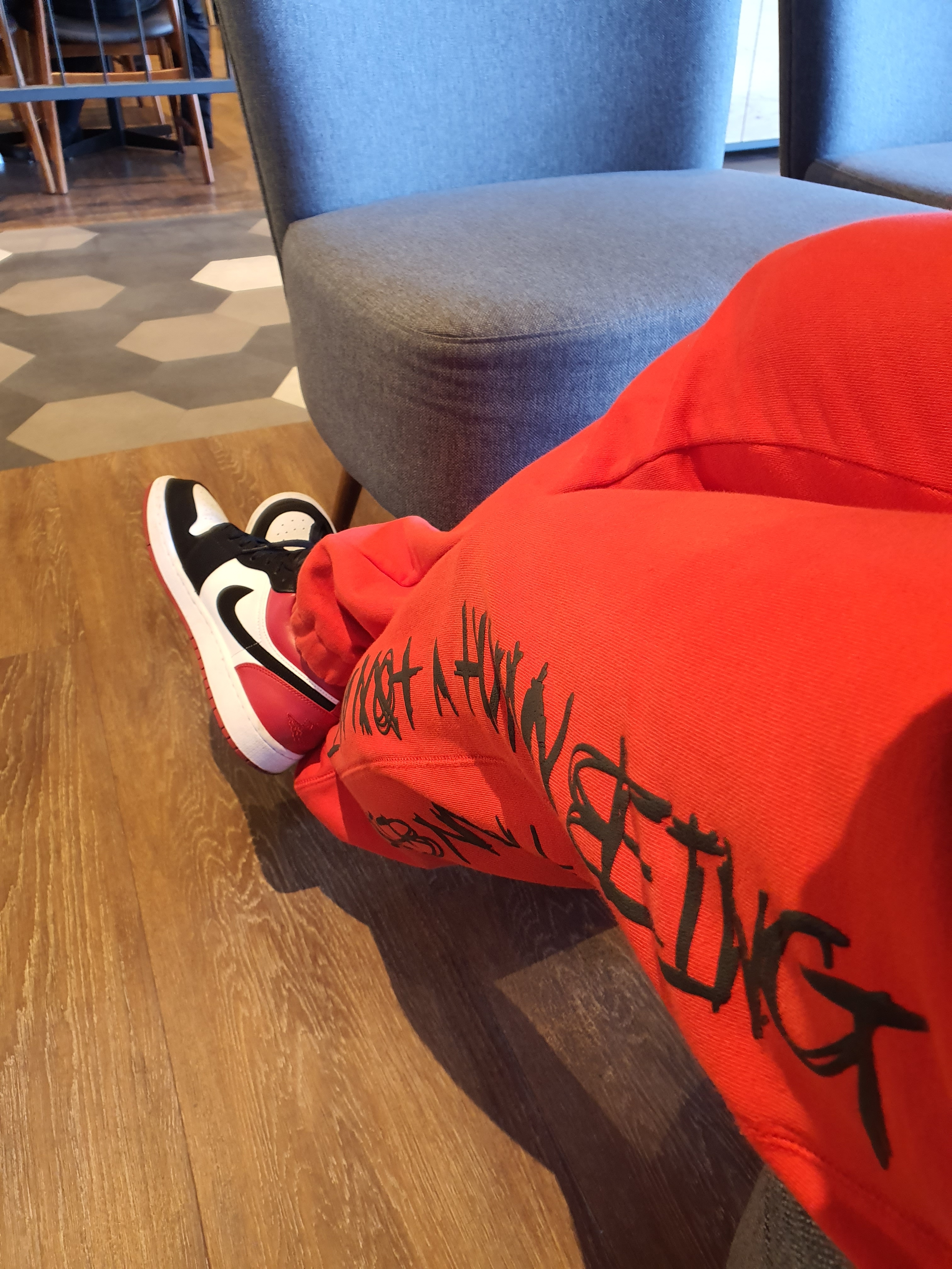 Jordan 1 Low Black Toe 착용 스타일