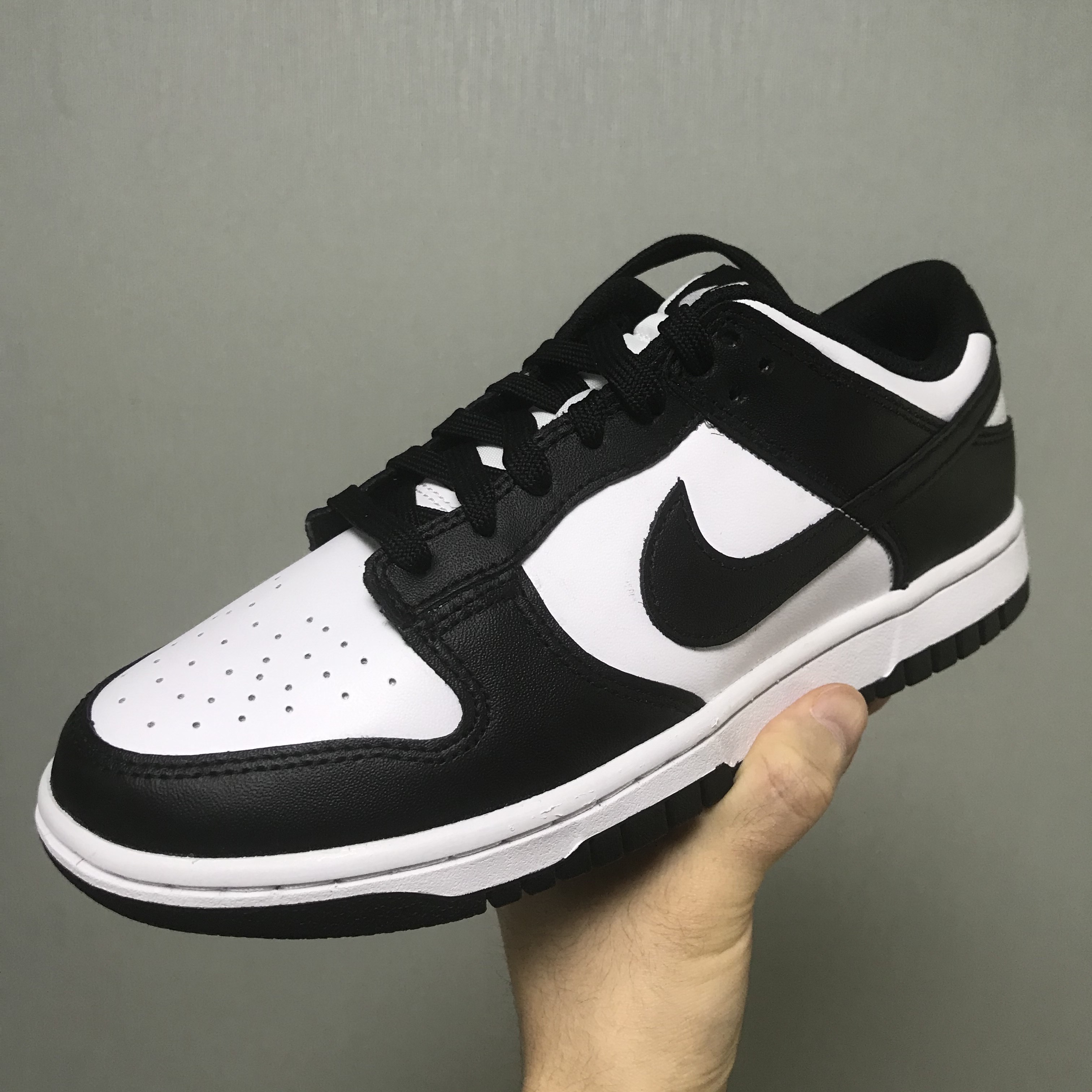 (W) Nike Dunk Low Black 착용 스타일